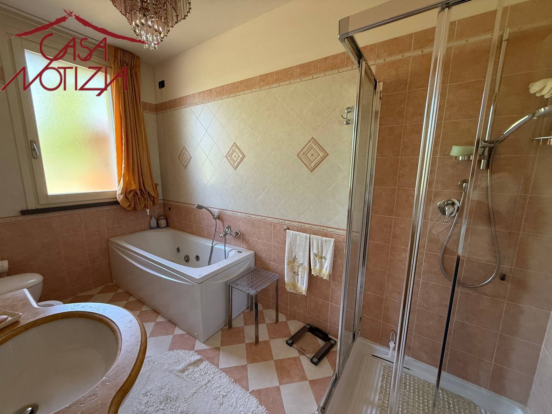 Villa in vendita a Capannori, Marlia
