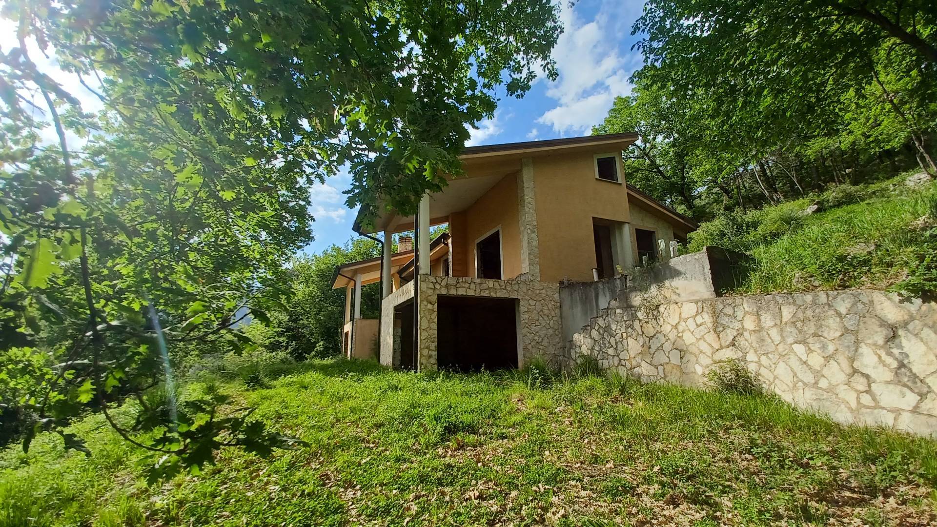 FABBRICATO in vendita a Maenza