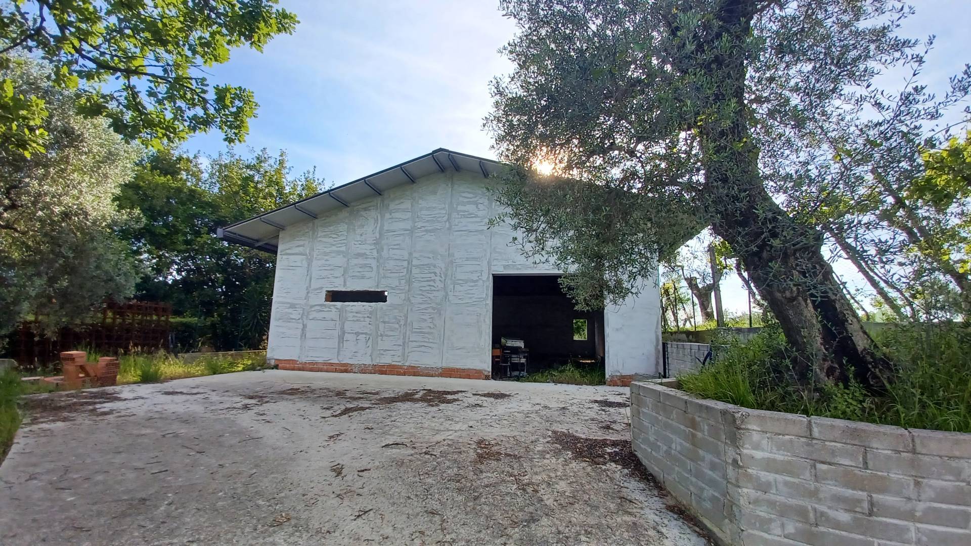 Capannone in vendita a Ripi