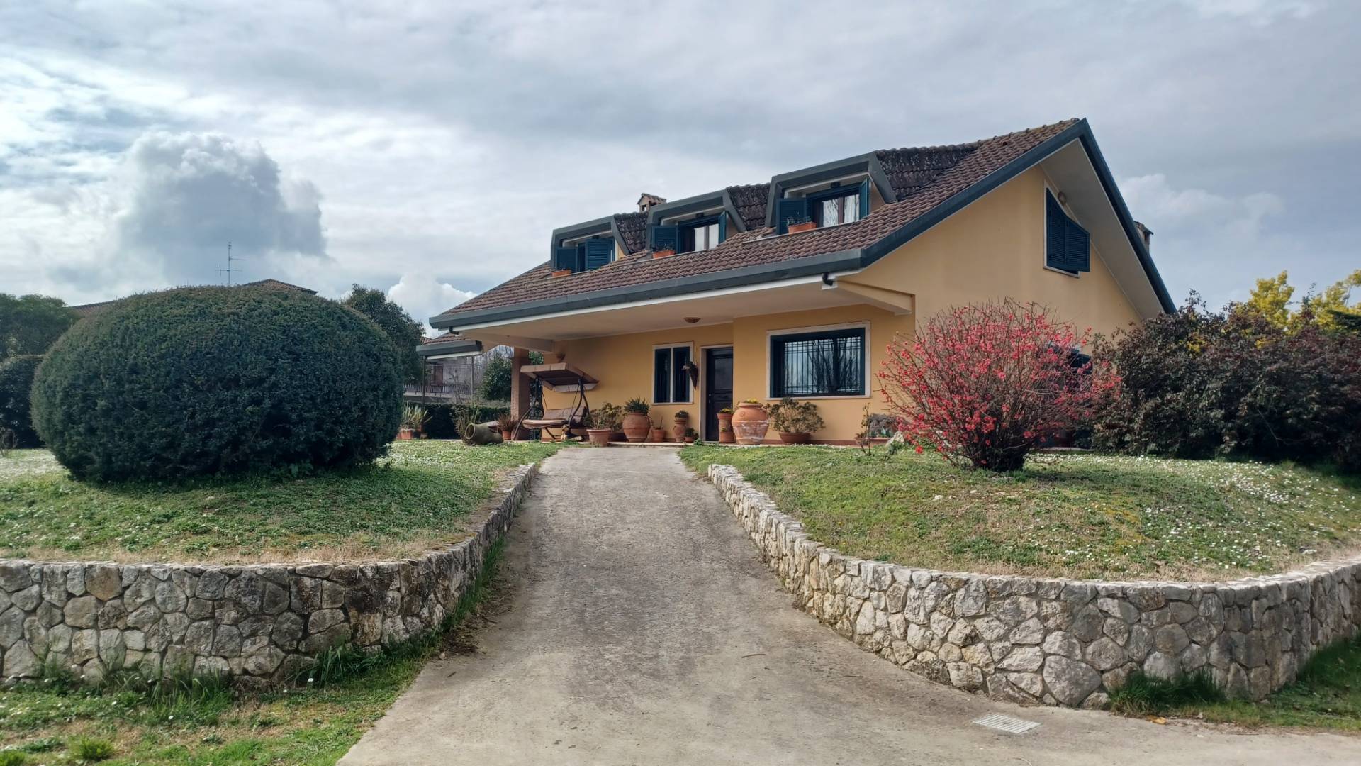 Villa in vendita a Frosinone