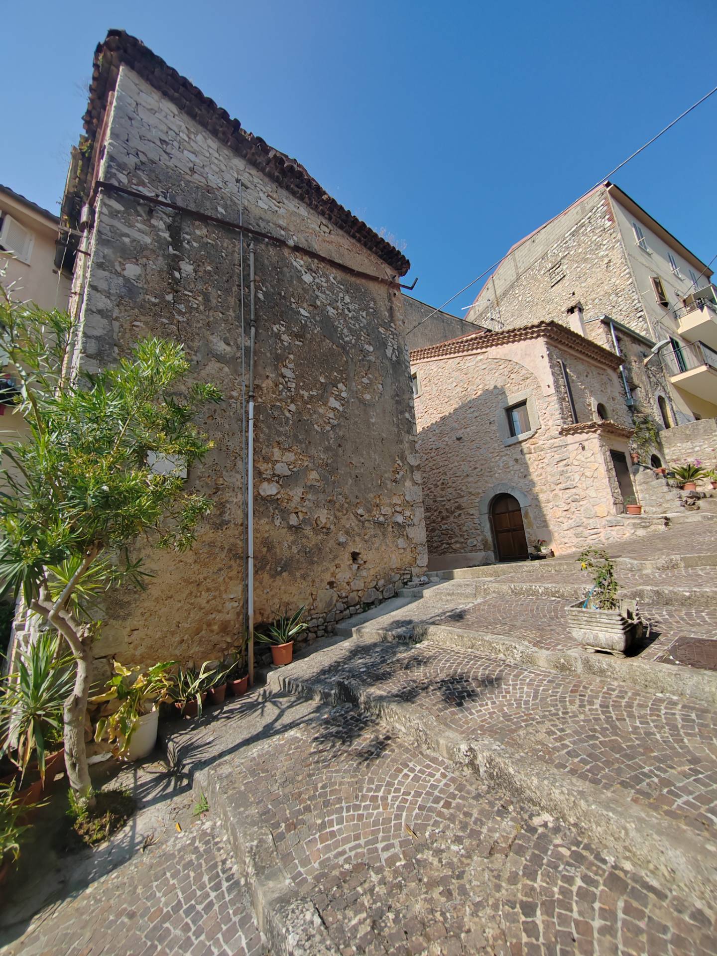 palazzina in vendita a Vallecorsa