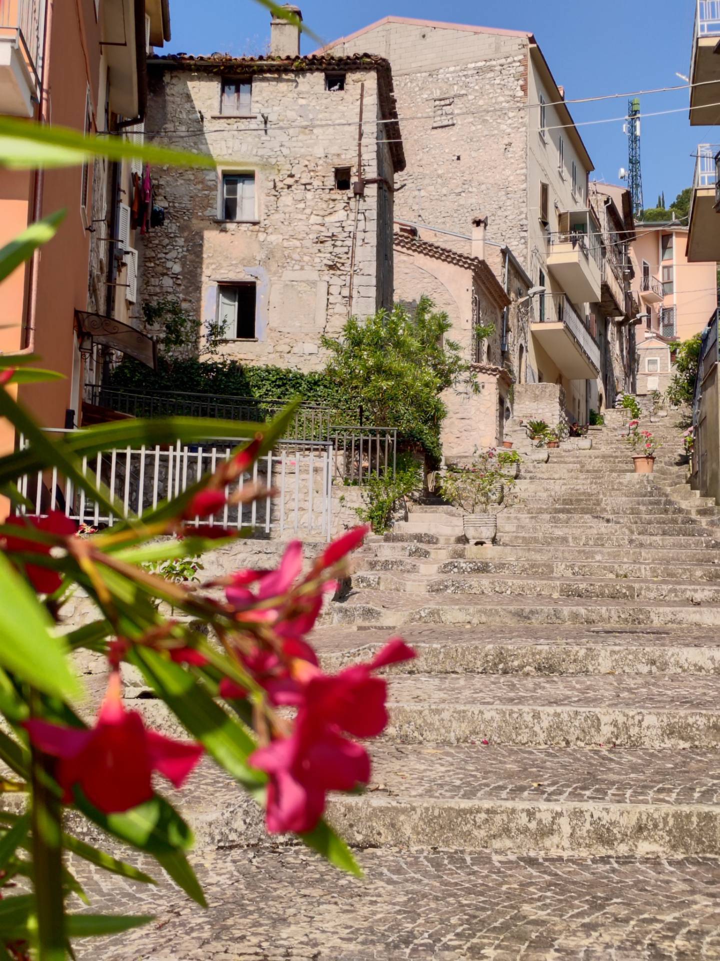 palazzina in vendita a Vallecorsa