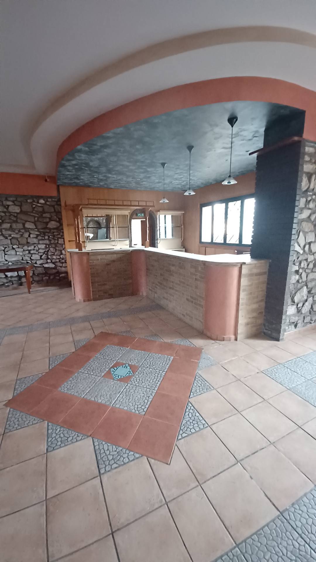 Magazzino in vendita a Amaseno