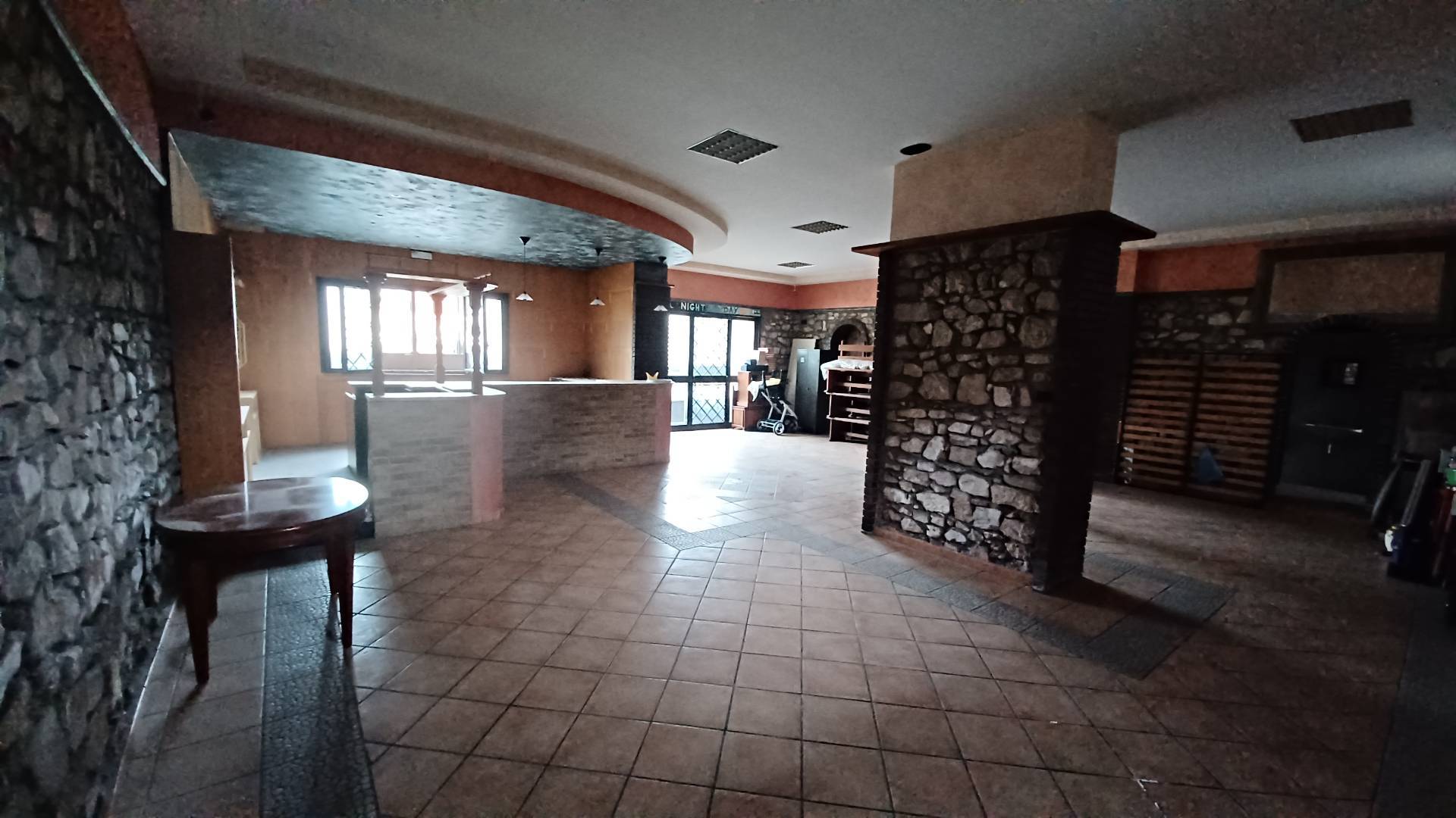 Magazzino in vendita a Amaseno