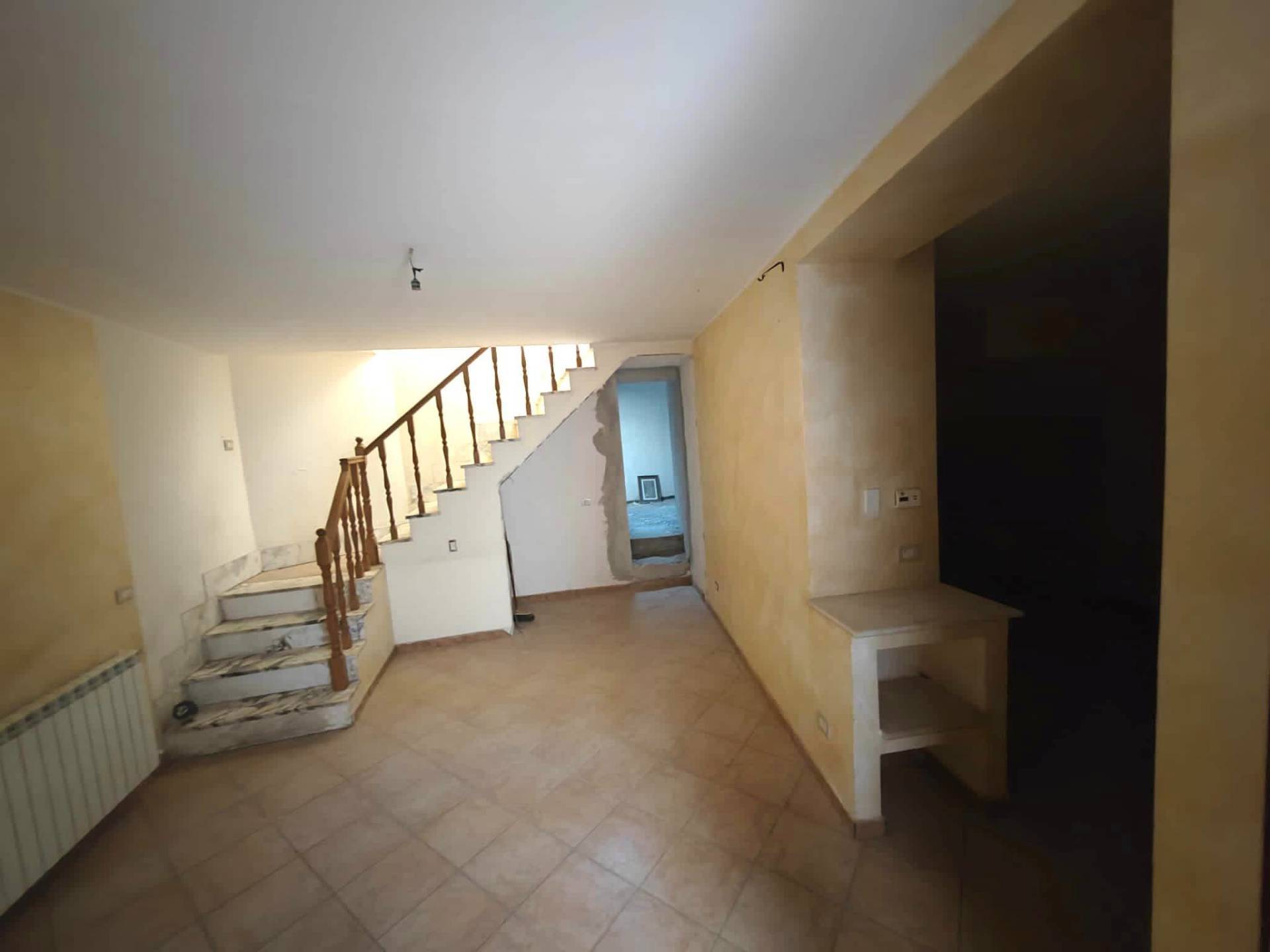 palazzina in vendita a Maenza