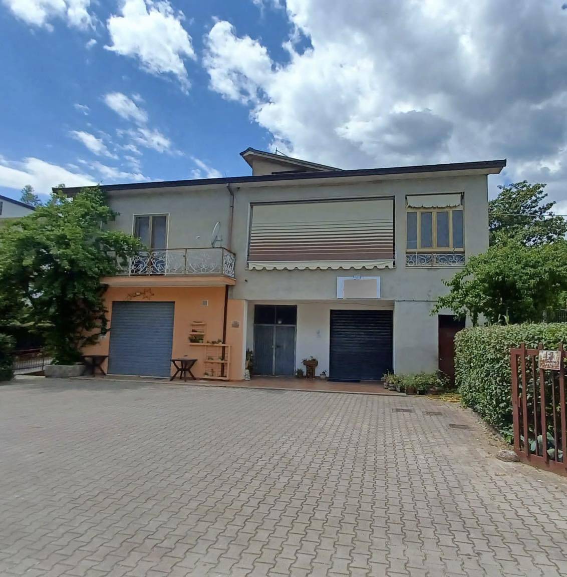 Locale commerciale in vendita a Alatri