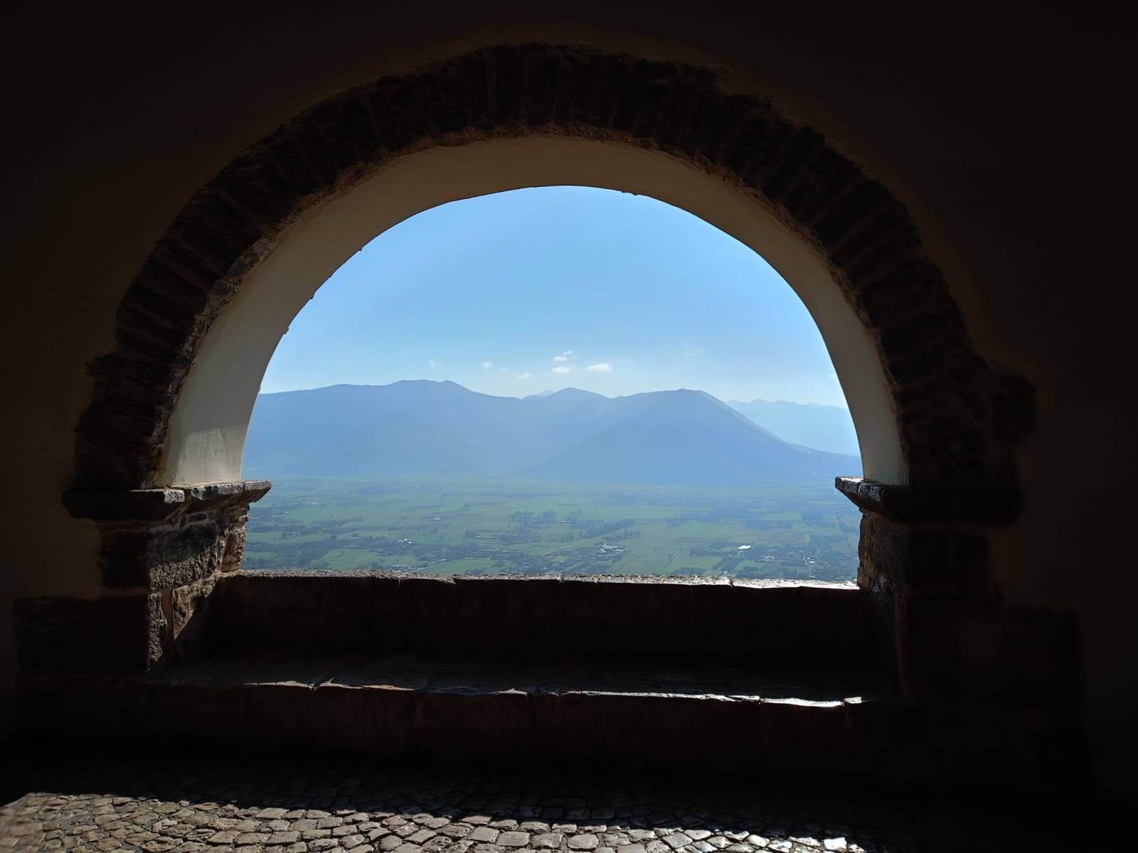 Locale commerciale in vendita a Maenza