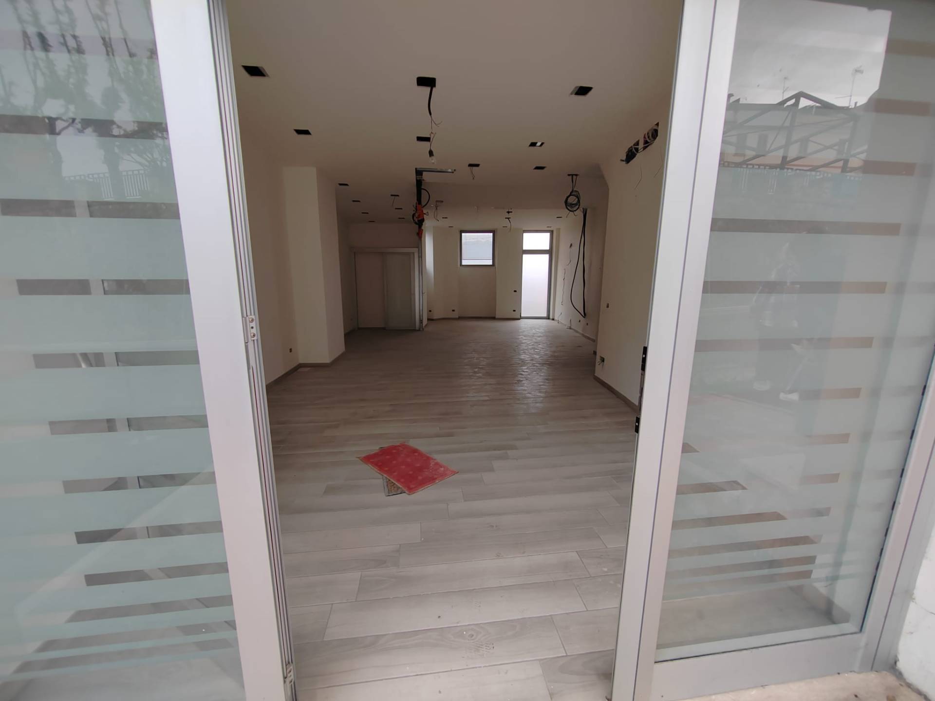 Locale commerciale in vendita a Priverno