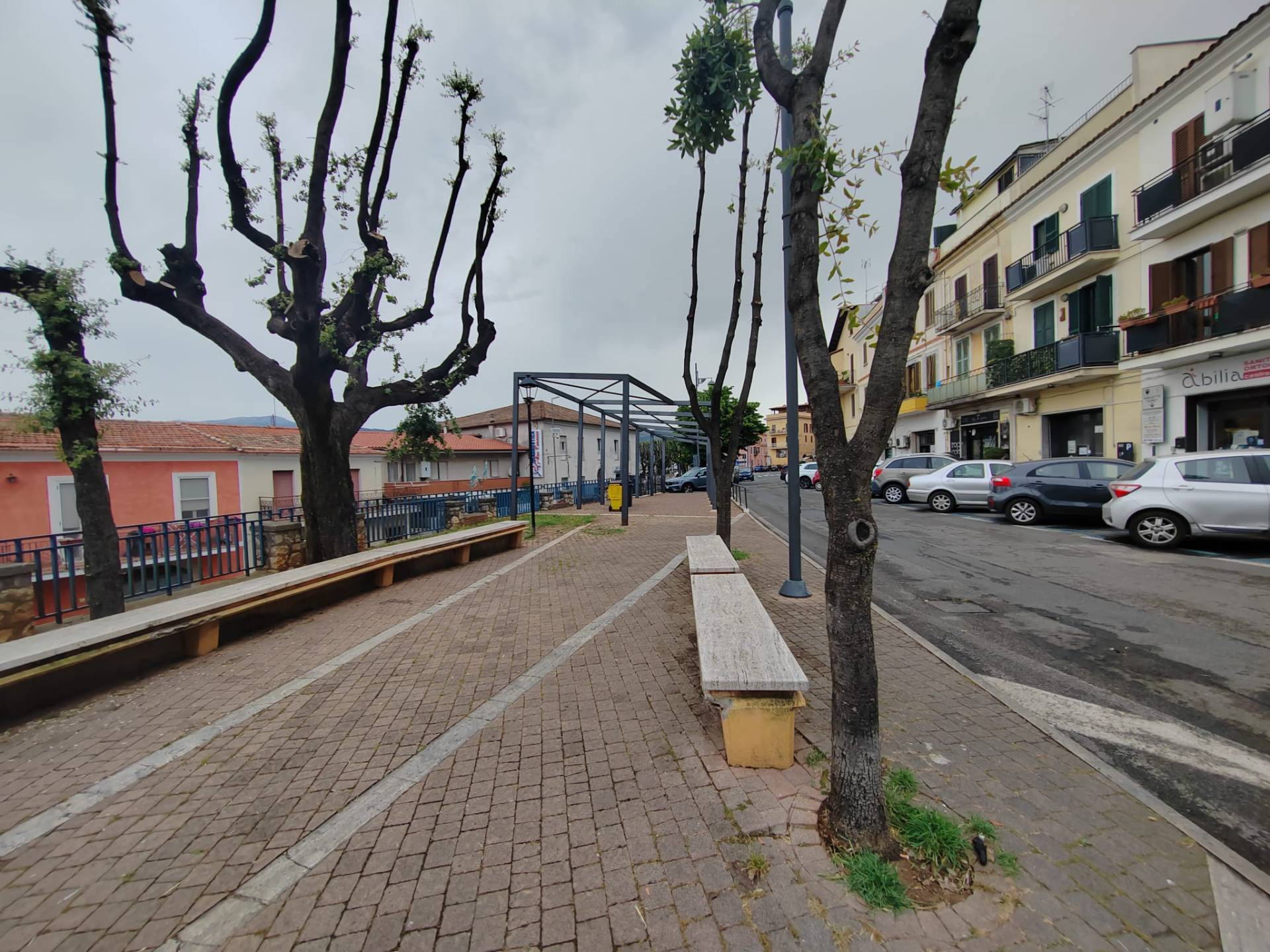 Locale commerciale in vendita a Priverno