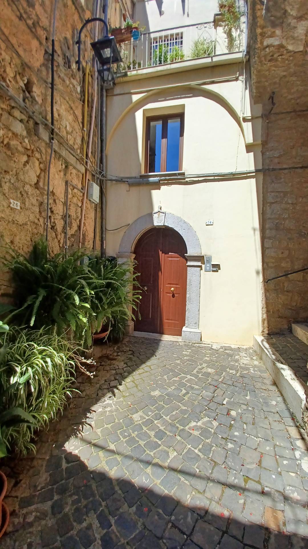 Appartamento in vendita a Vallecorsa