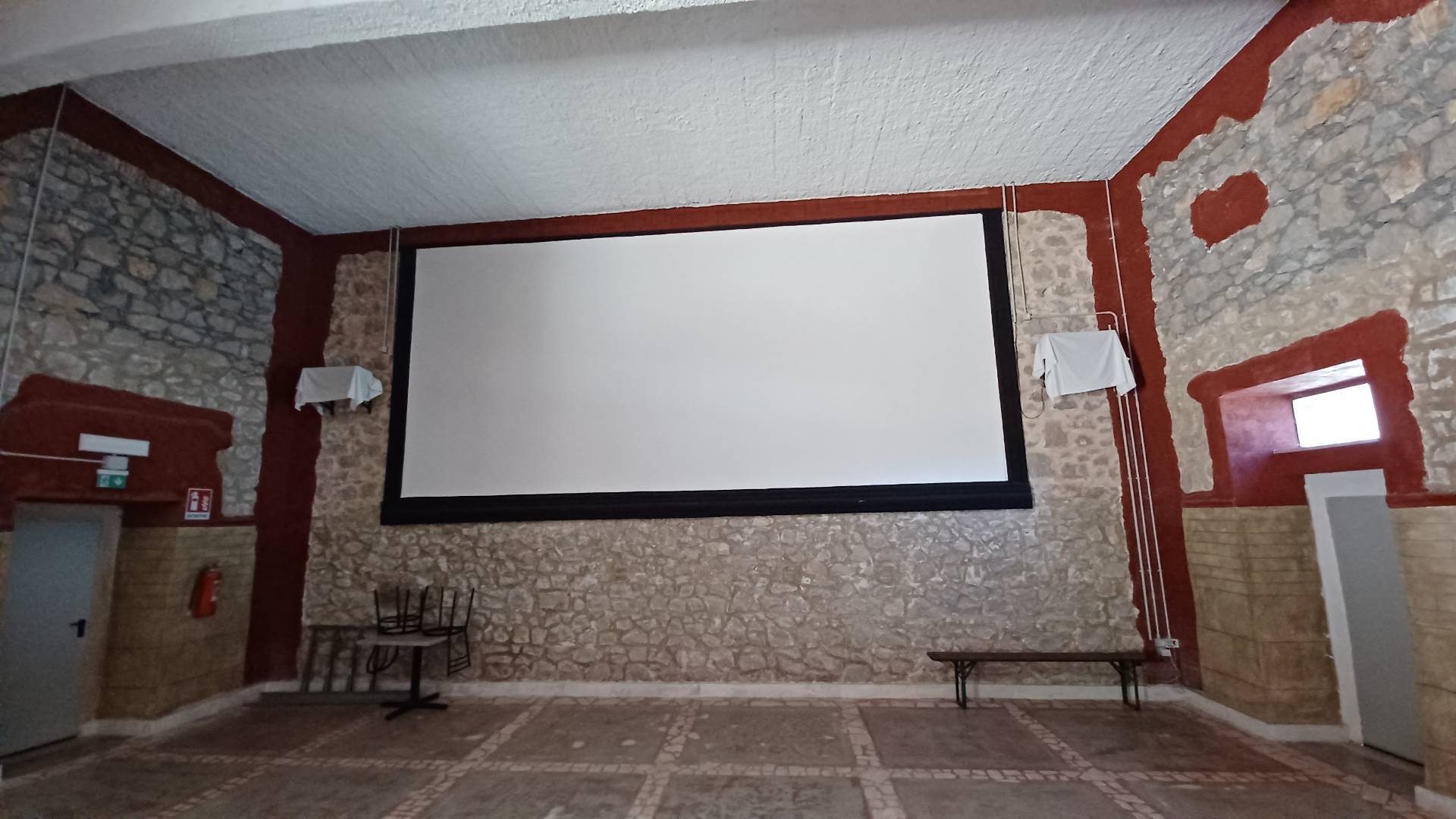 Attivit commerciale in affitto a Amaseno