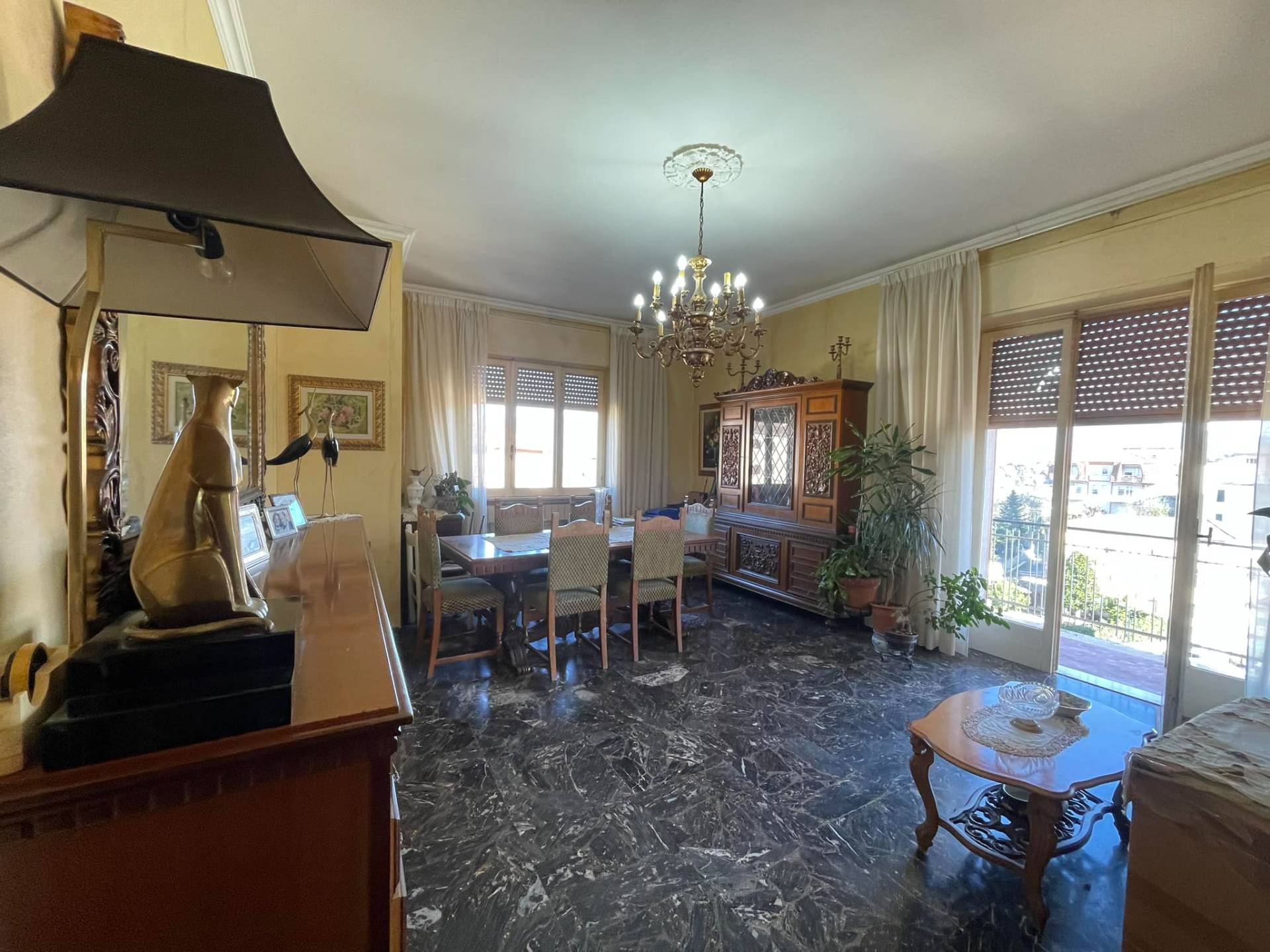 Appartamento in vendita a Frosinone, Centro