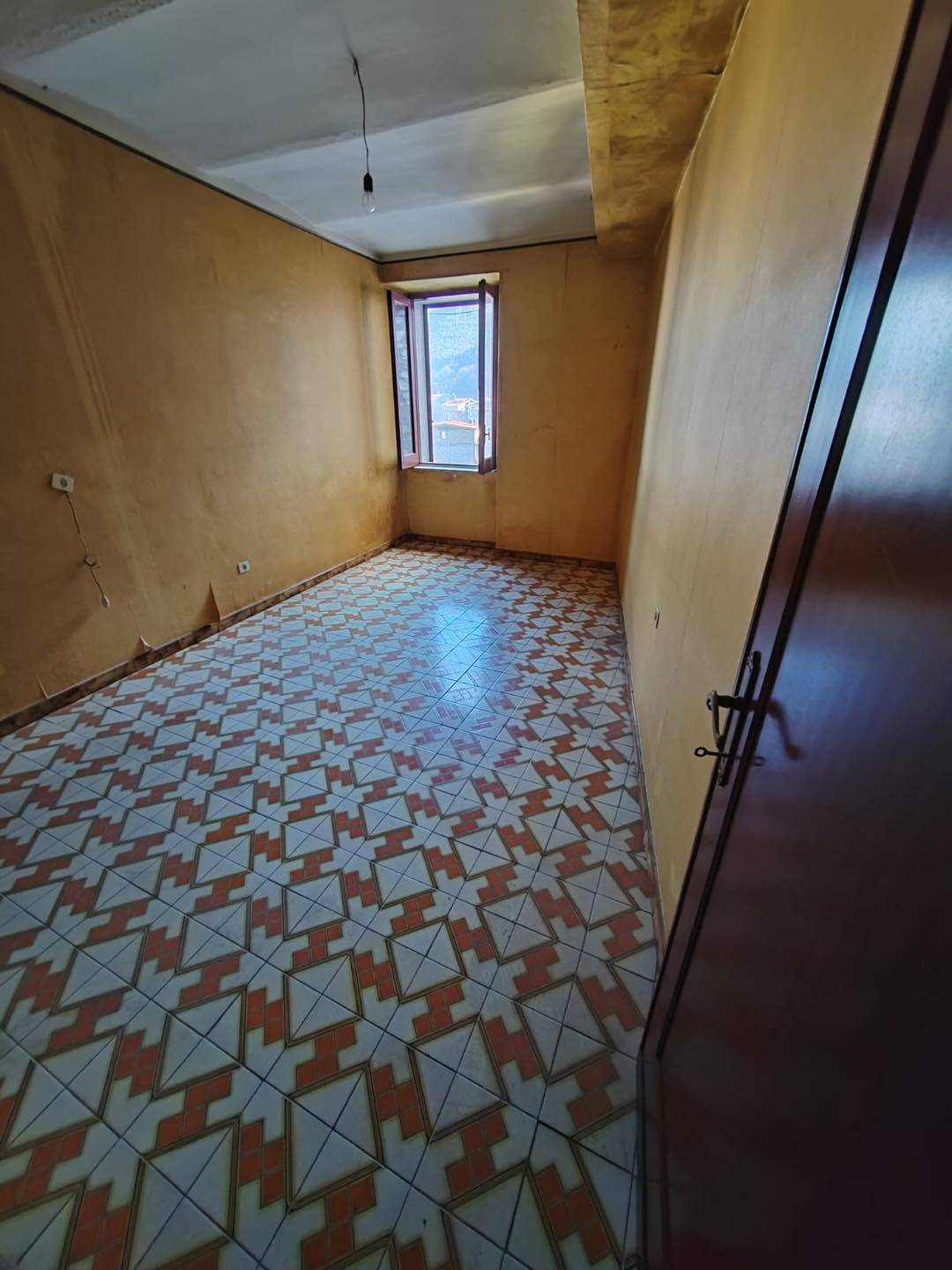 Appartamento in vendita a Vallecorsa