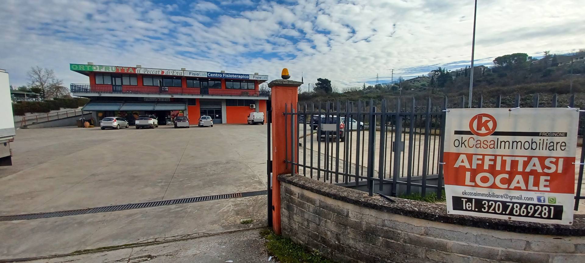 Locale commerciale in affitto a Ceccano