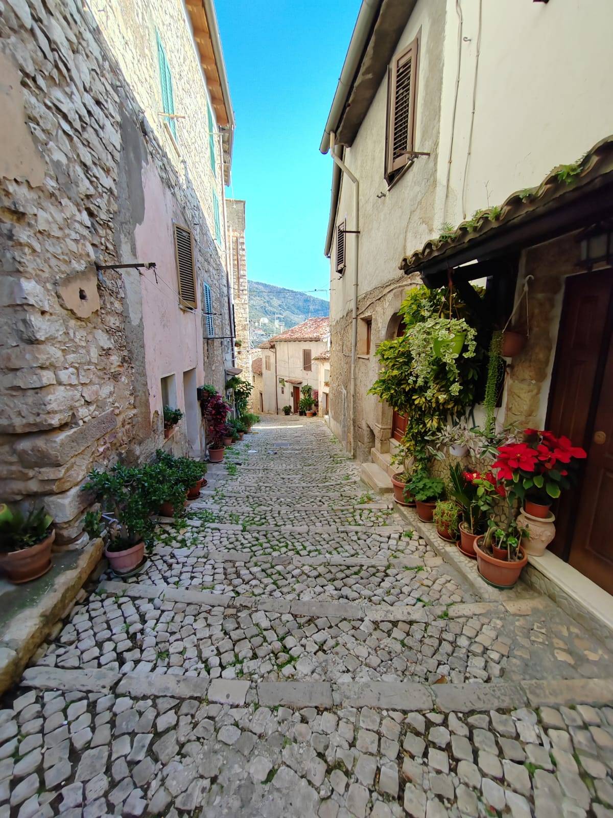 Appartamento in vendita a Maenza