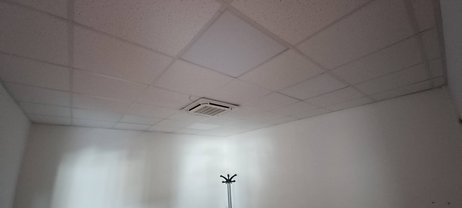 Locale commerciale in affitto a Ceccano