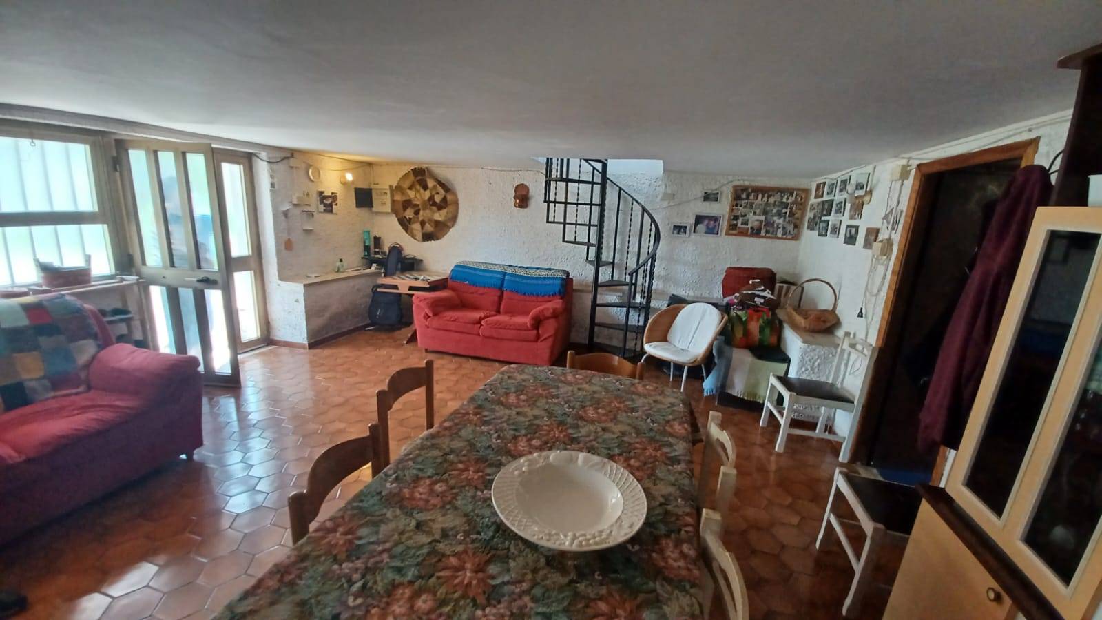 Casa indipendente in vendita a Giuliano di Roma