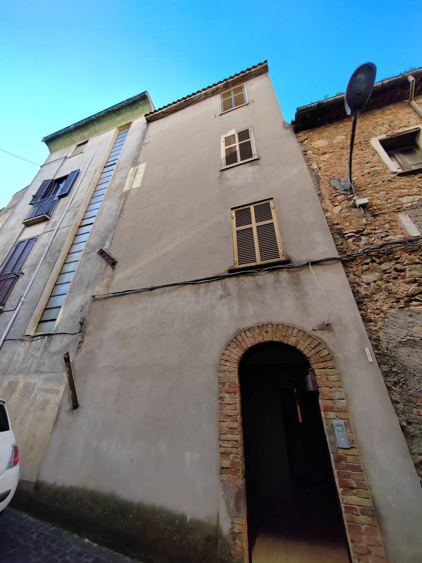 palazzina in vendita a Vallecorsa