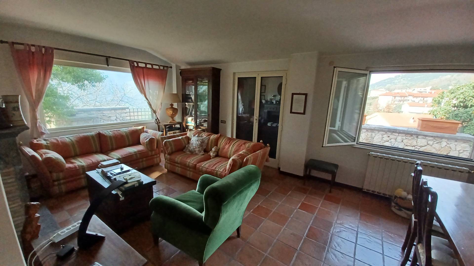 Villa in vendita a Giuliano di Roma