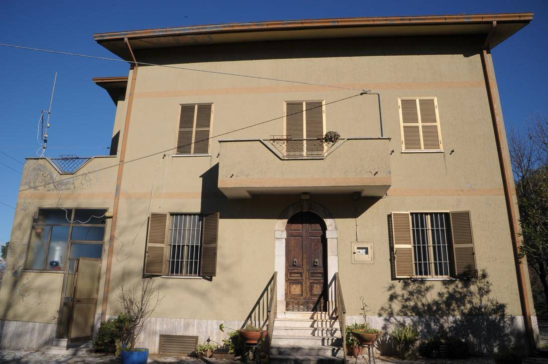 Casa indipendente in vendita a Castro dei Volsci