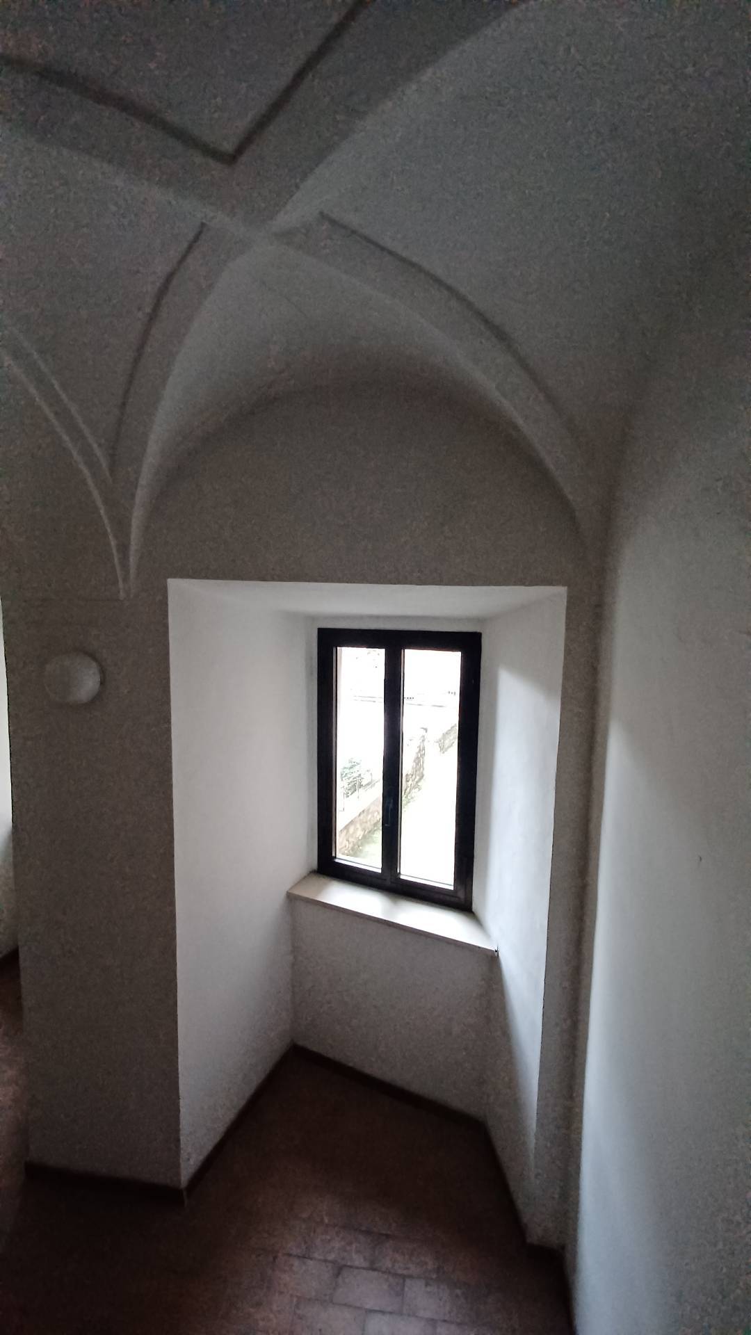 Appartamento in vendita a Vallecorsa