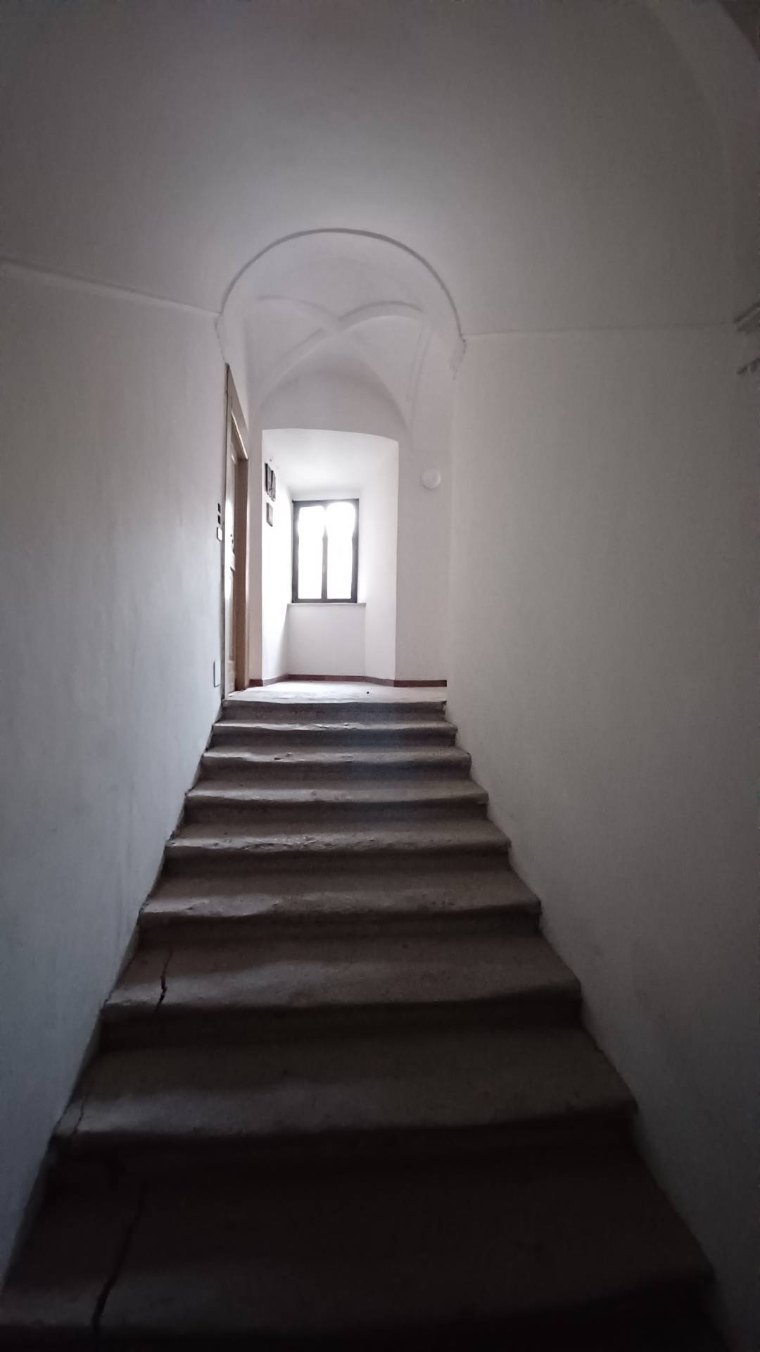 Appartamento in vendita a Vallecorsa