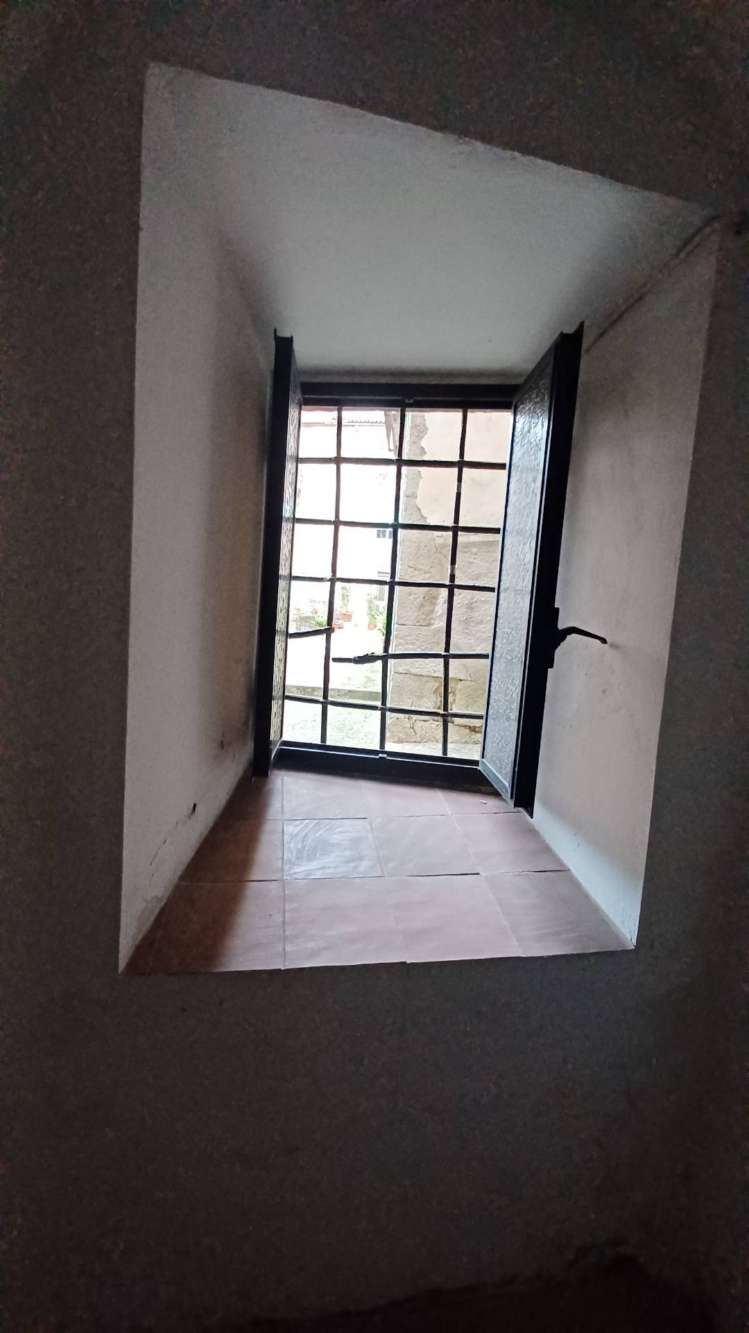 Appartamento in vendita a Vallecorsa