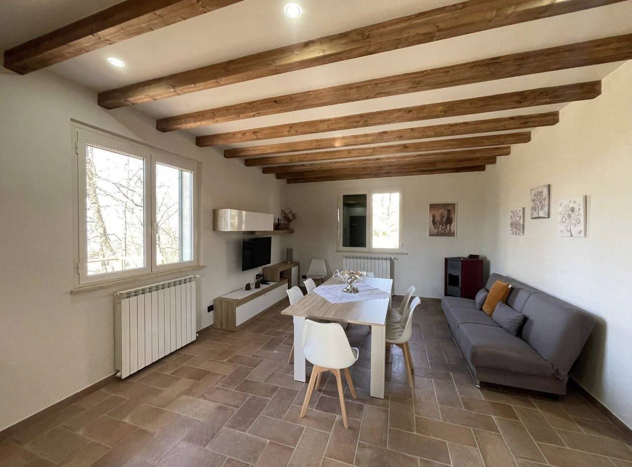 Casa indipendente in affitto a Vico nel Lazio