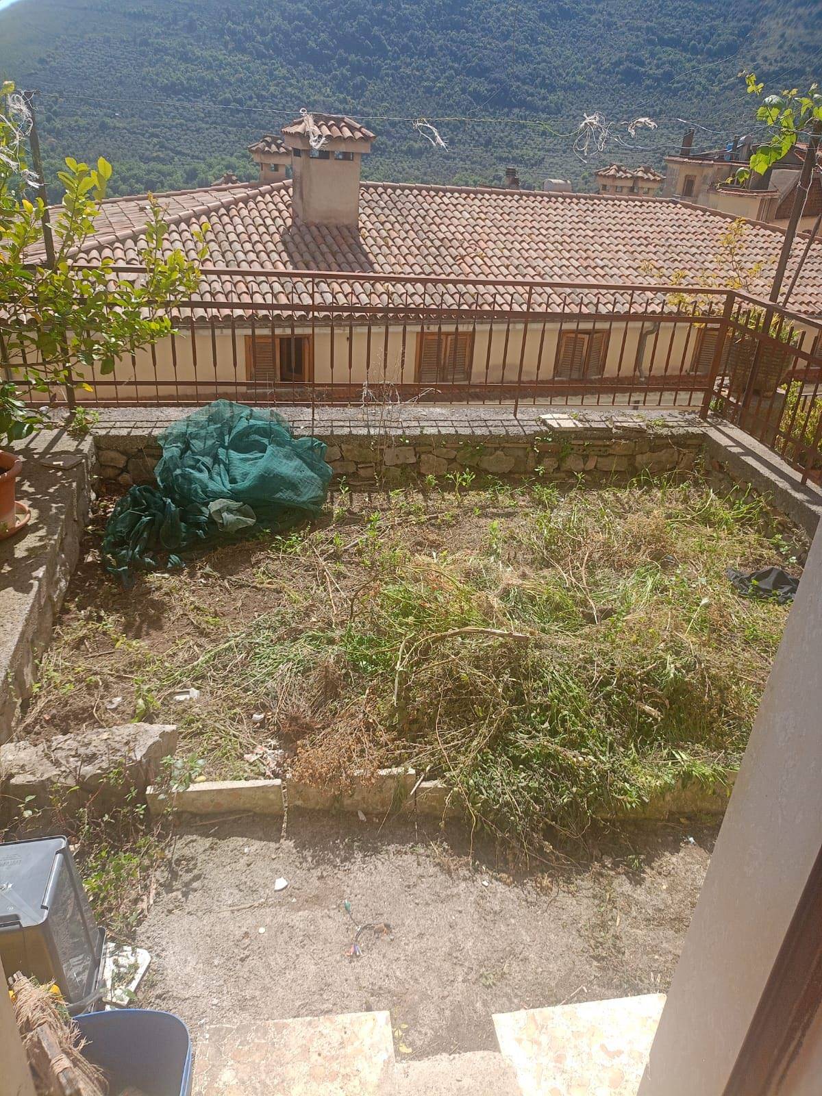Appartamento in vendita a Vallecorsa