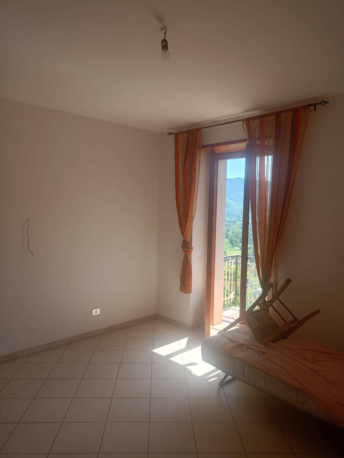 Appartamento in vendita a Vallecorsa