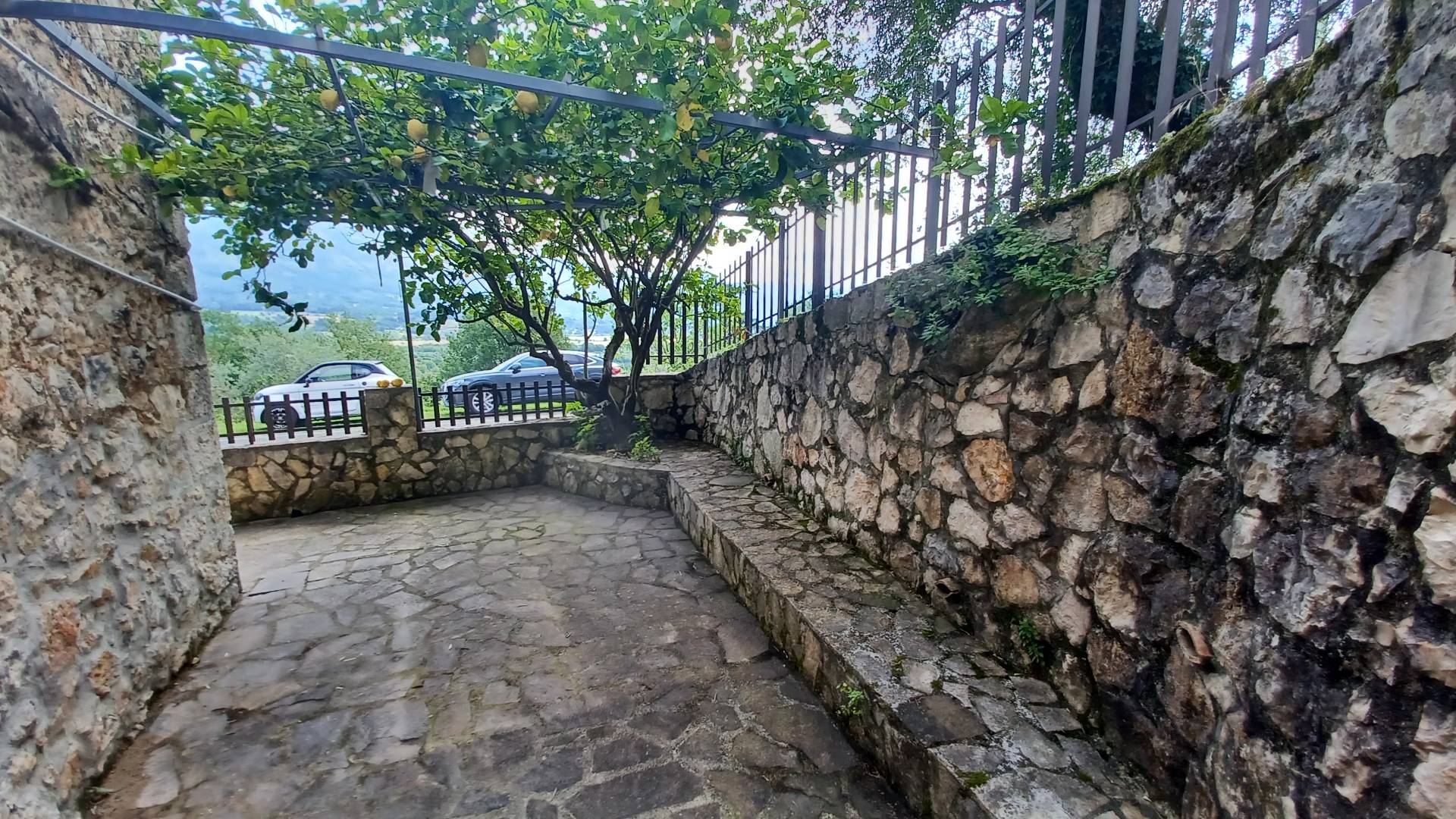 Casa Semindipendente in vendita a Prossedi