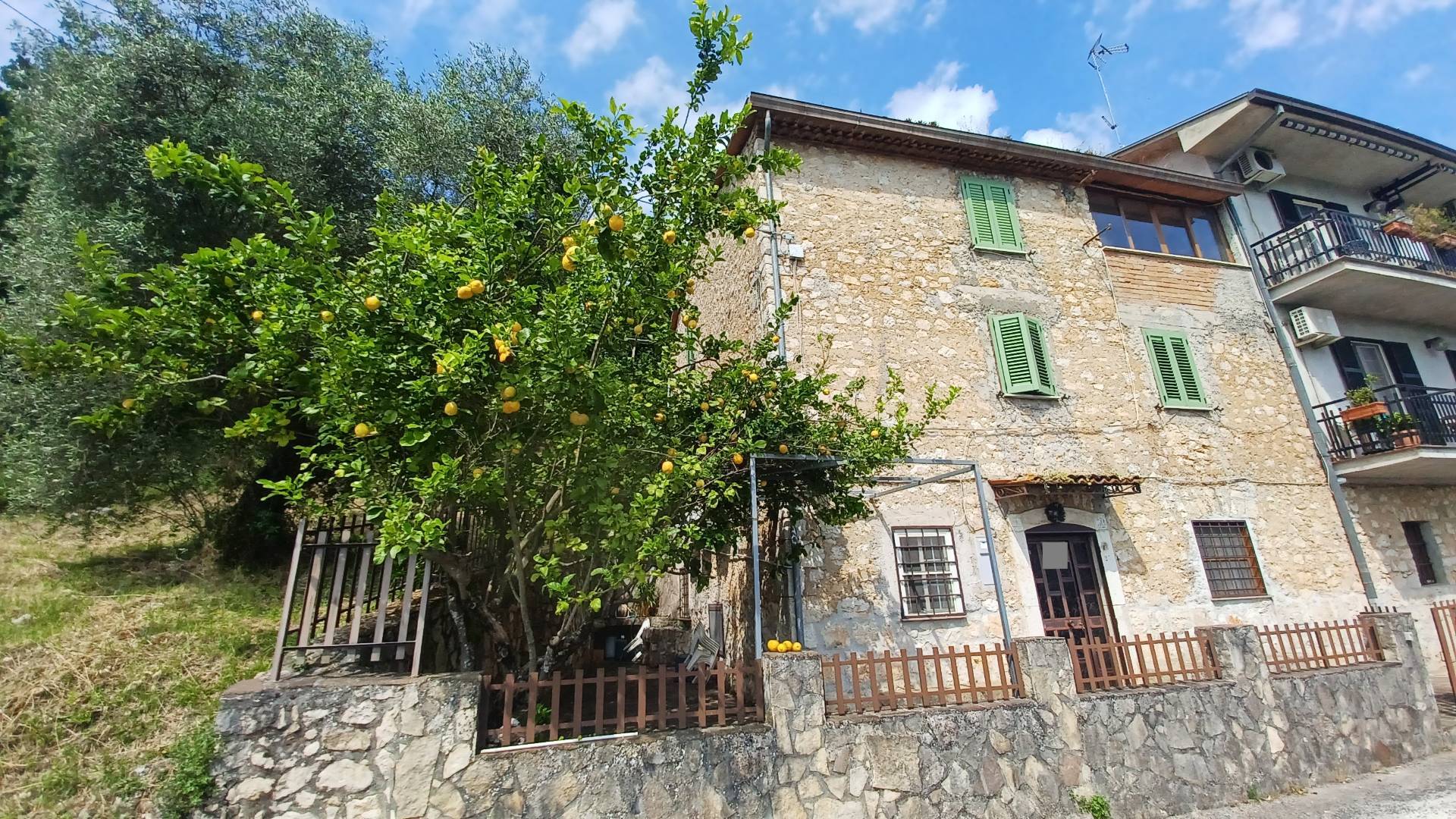 Casa Semindipendente in vendita a Prossedi