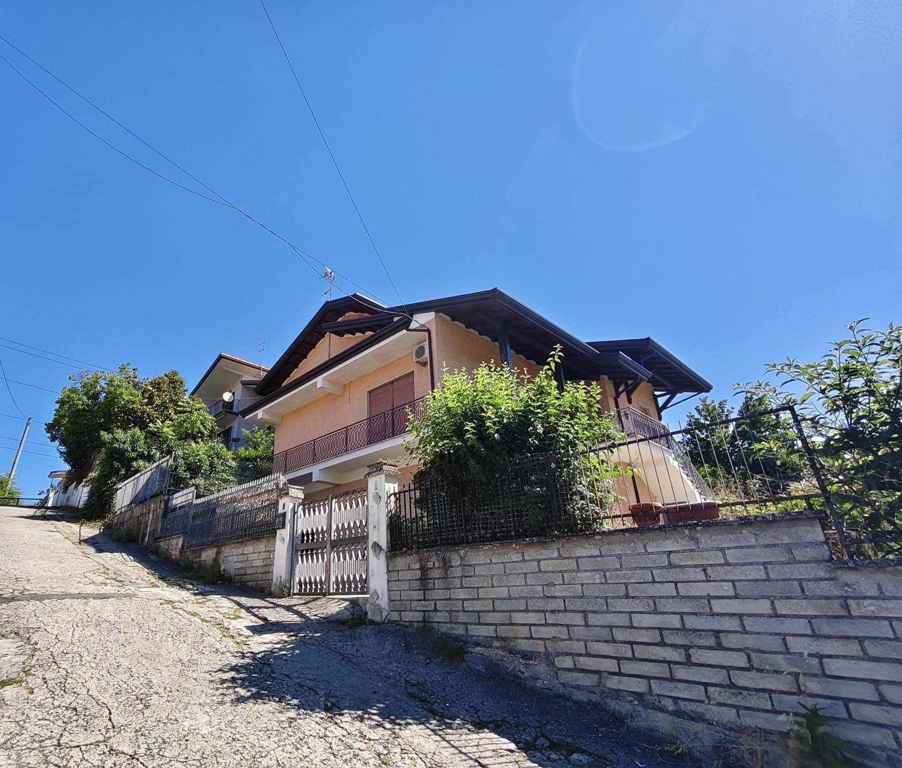 Casa singola in vendita a Ceccano, Colle Antico