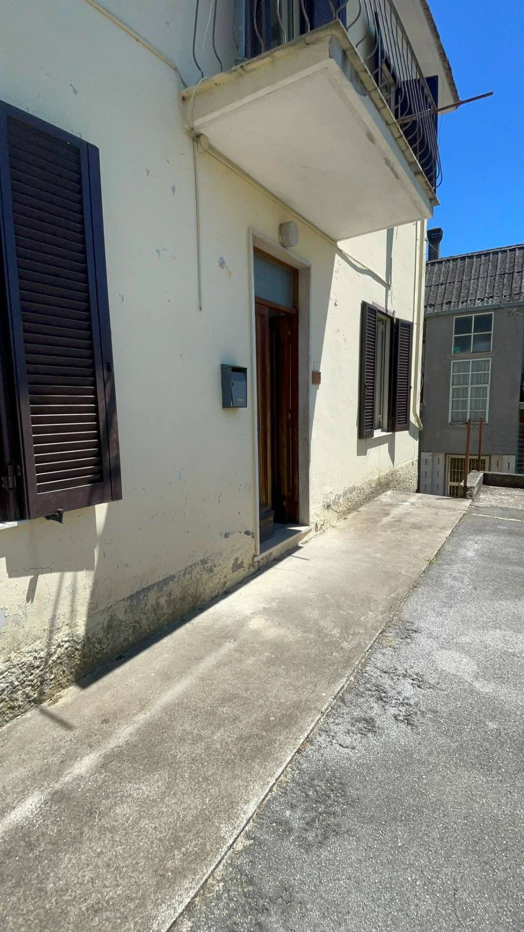 Casa indipendente in vendita a Frosinone, Periferia