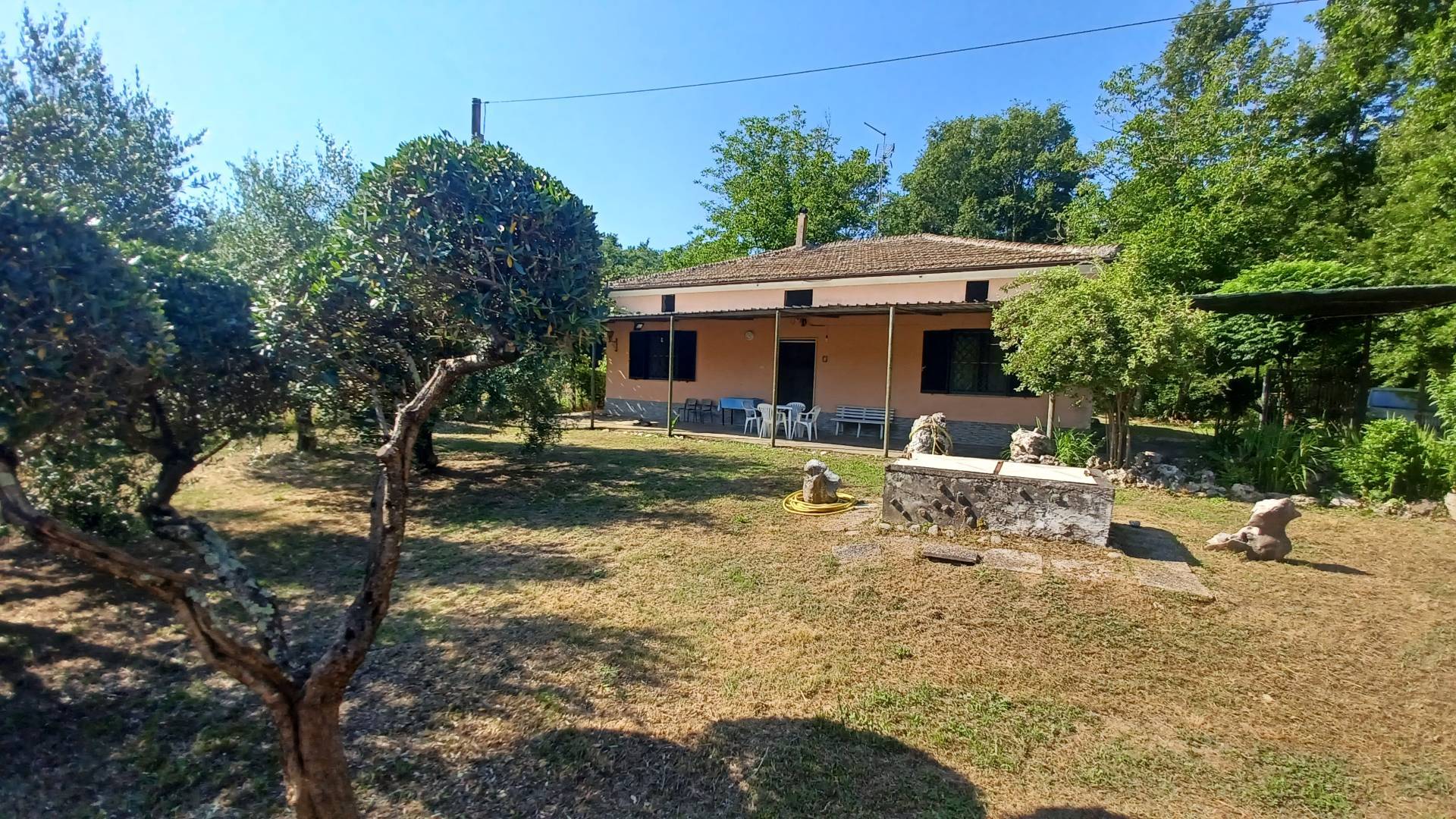 Casa indipendente in vendita a Castro dei Volsci