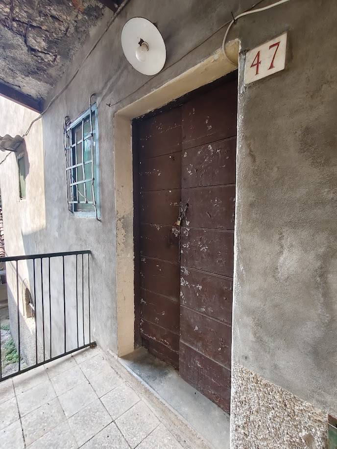 Appartamento in vendita a Patrica