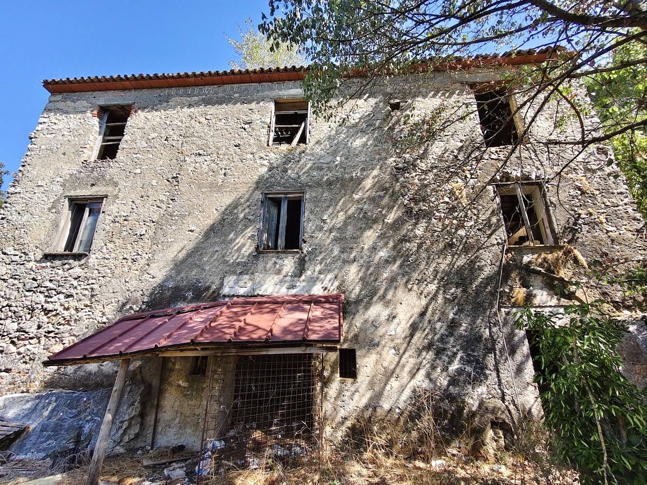 FABBRICATO in vendita a Amaseno