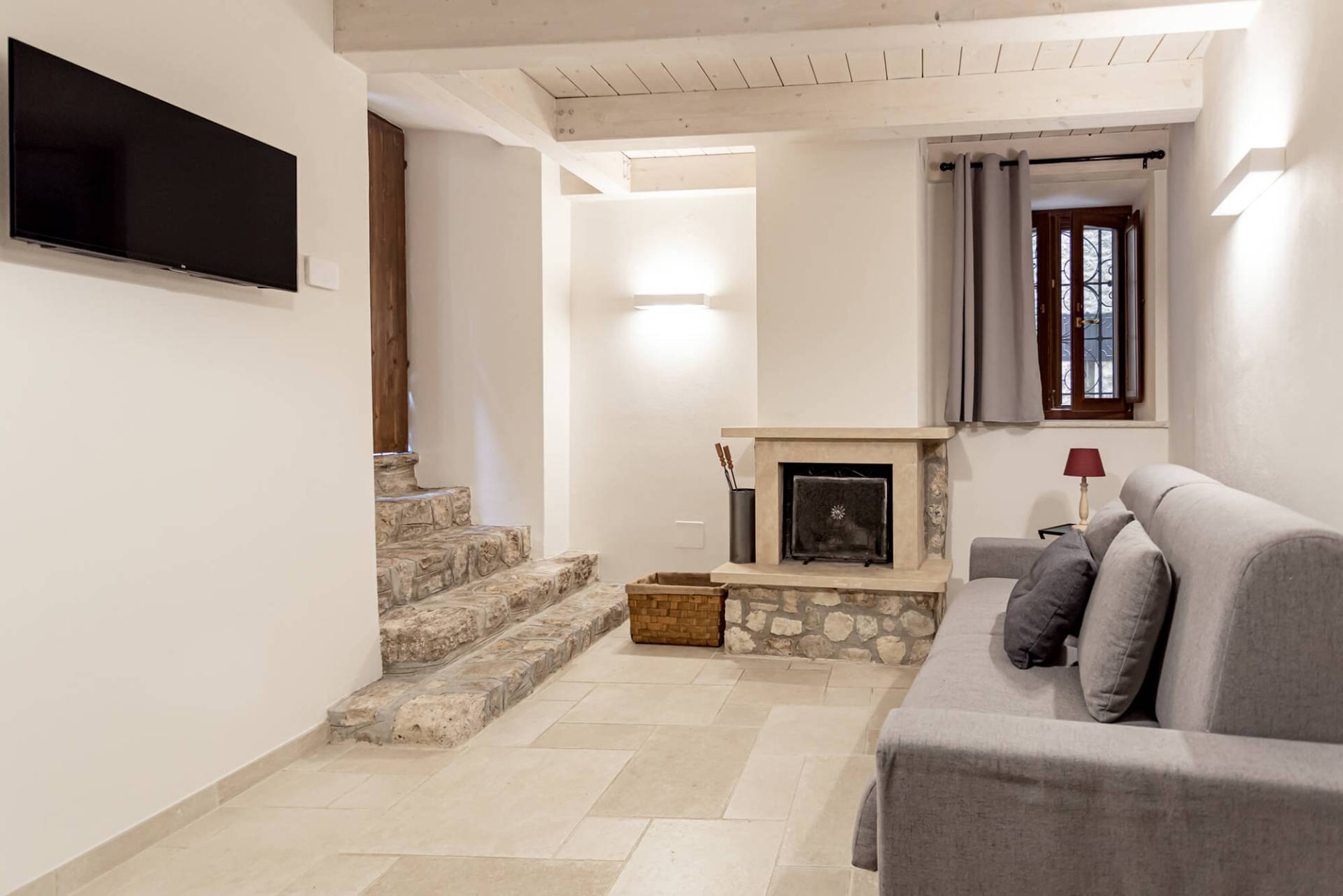 palazzina in vendita a Vico nel Lazio