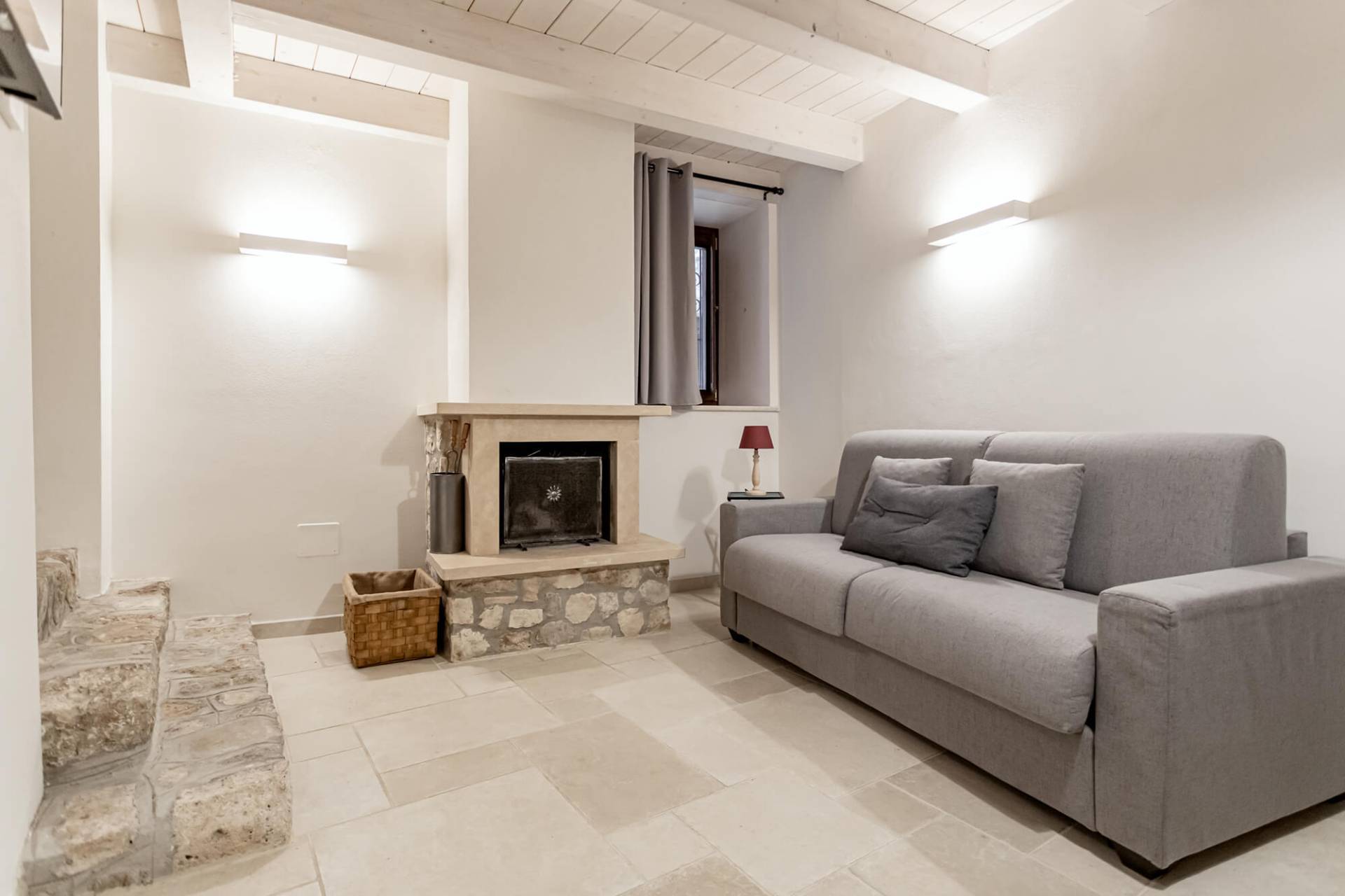 palazzina in vendita a Vico nel Lazio