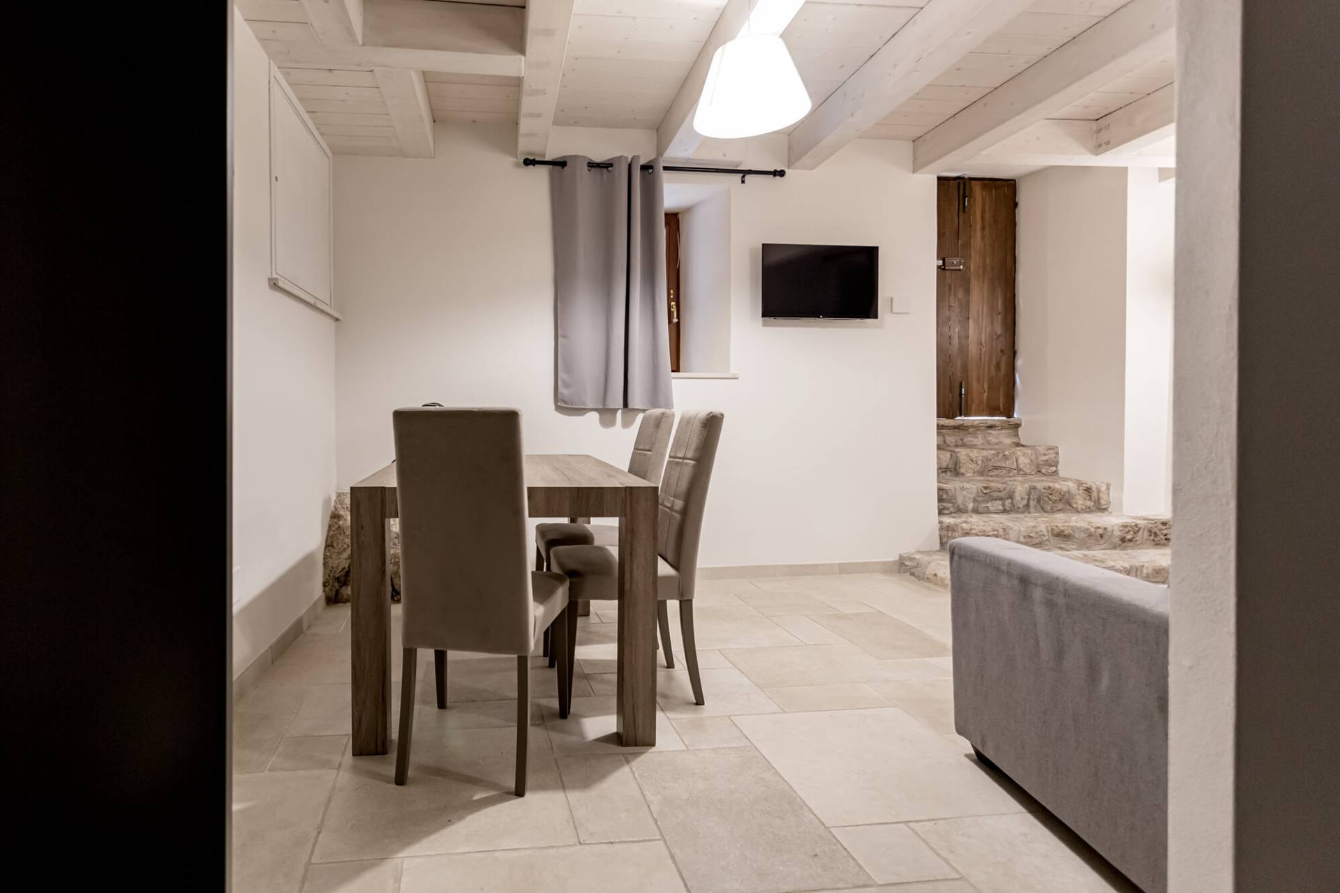 palazzina in vendita a Vico nel Lazio