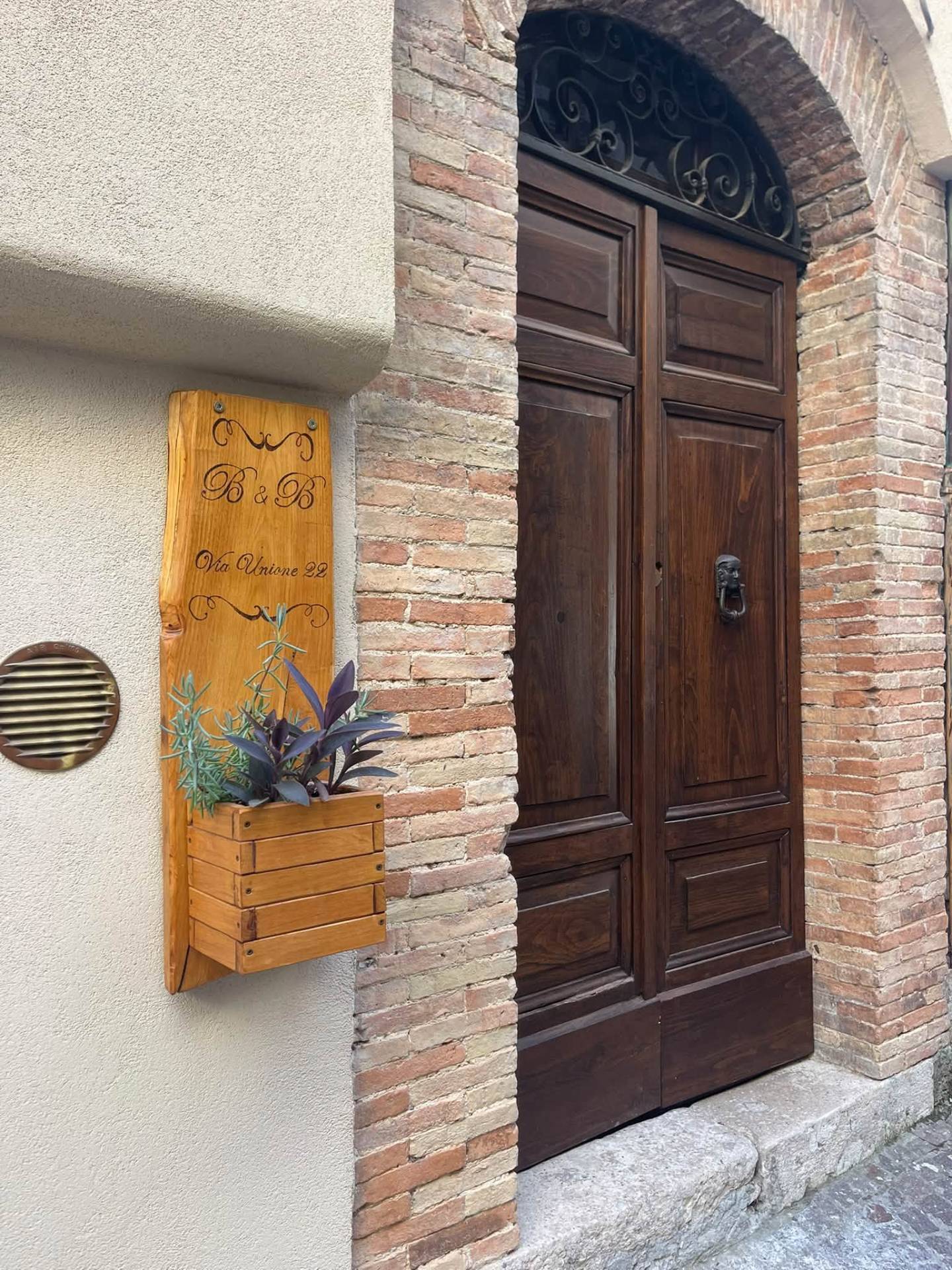 palazzina in vendita a Vico nel Lazio