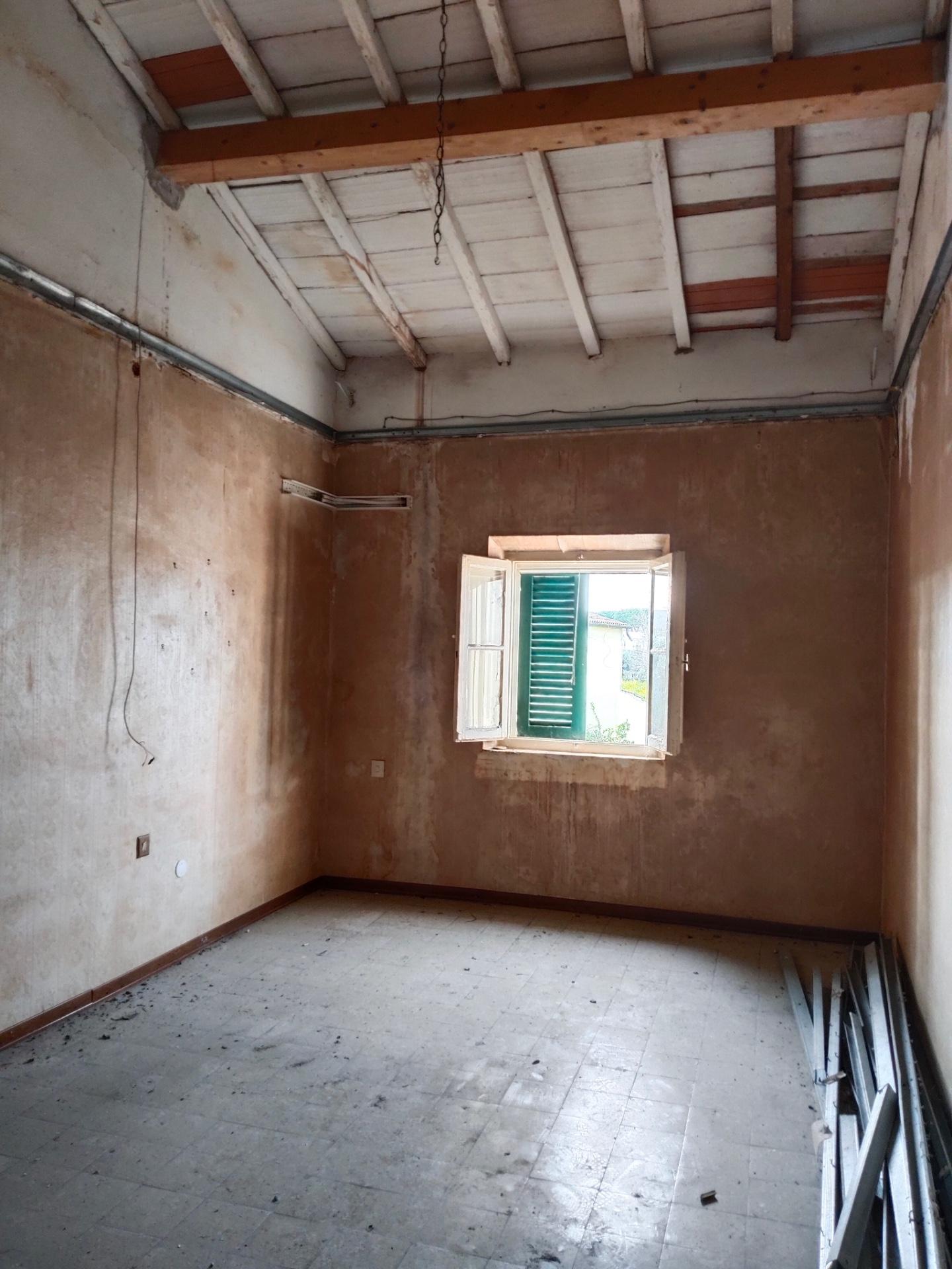 Casa indipendente da ristrutturare, Pisa ospedaletto