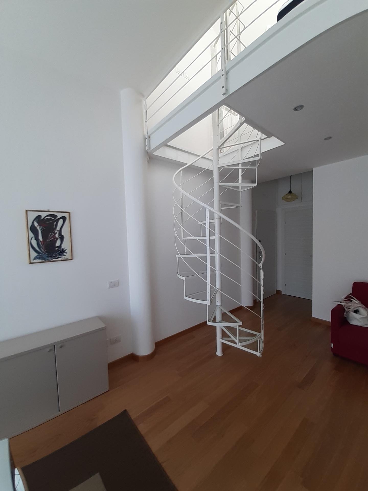 Monolocale arredato in affitto, Pisa san martino