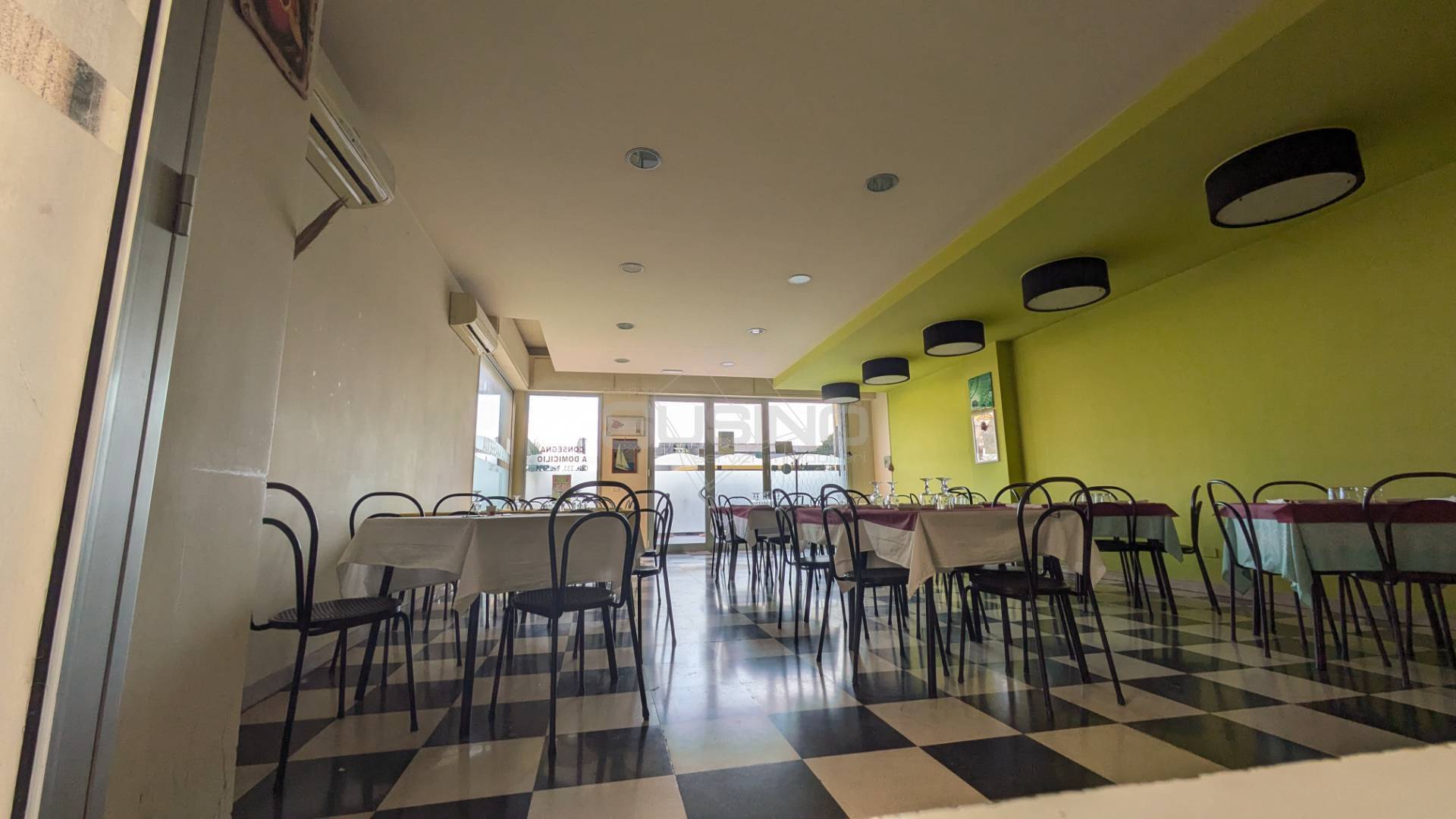 Attivit commerciale in vendita a Floridia, Stazione