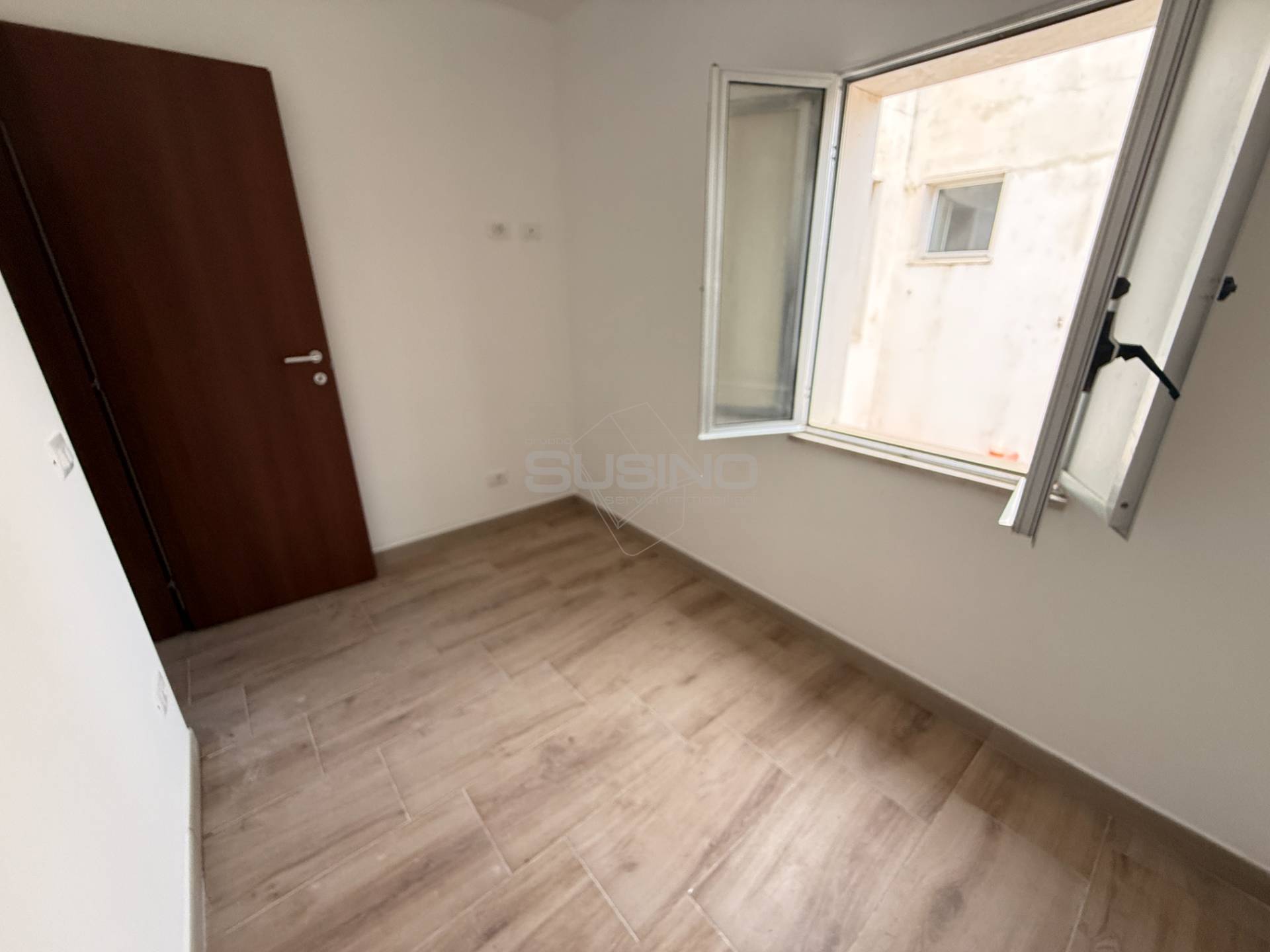 Appartamento in vendita a Siracusa, Servi Di Maria