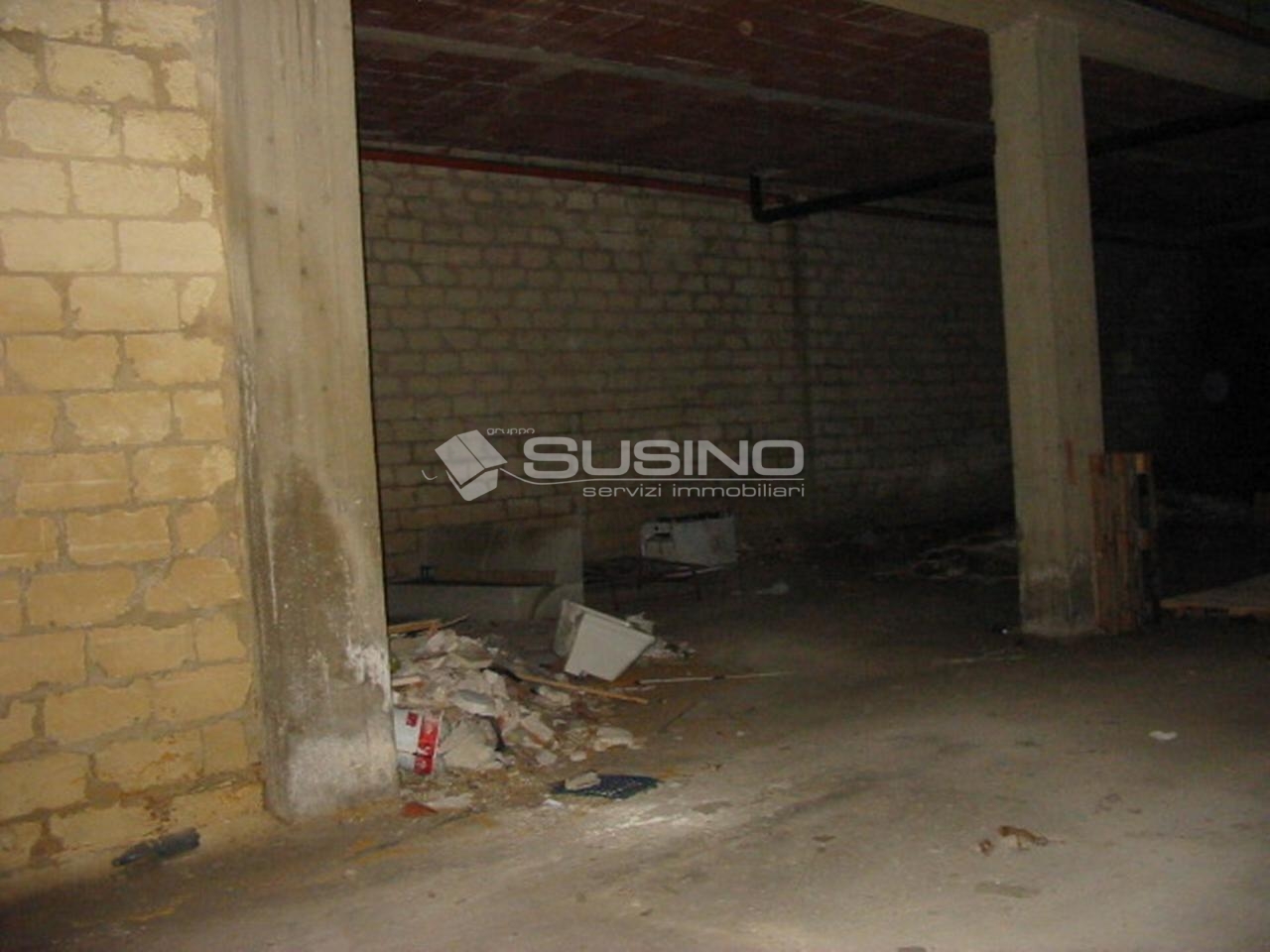 Locale commerciale in vendita a Siracusa, Tica-tisia