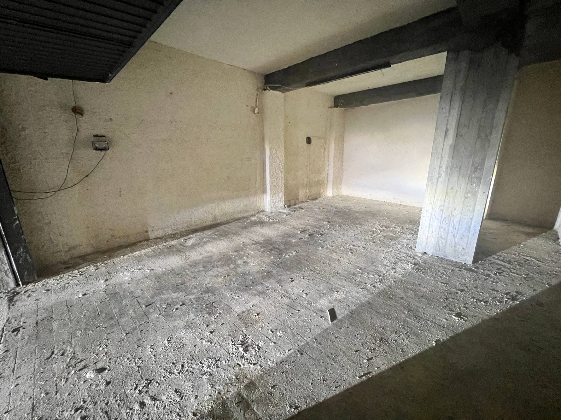 Box o garage in vendita a Siracusa, Piazza Adda