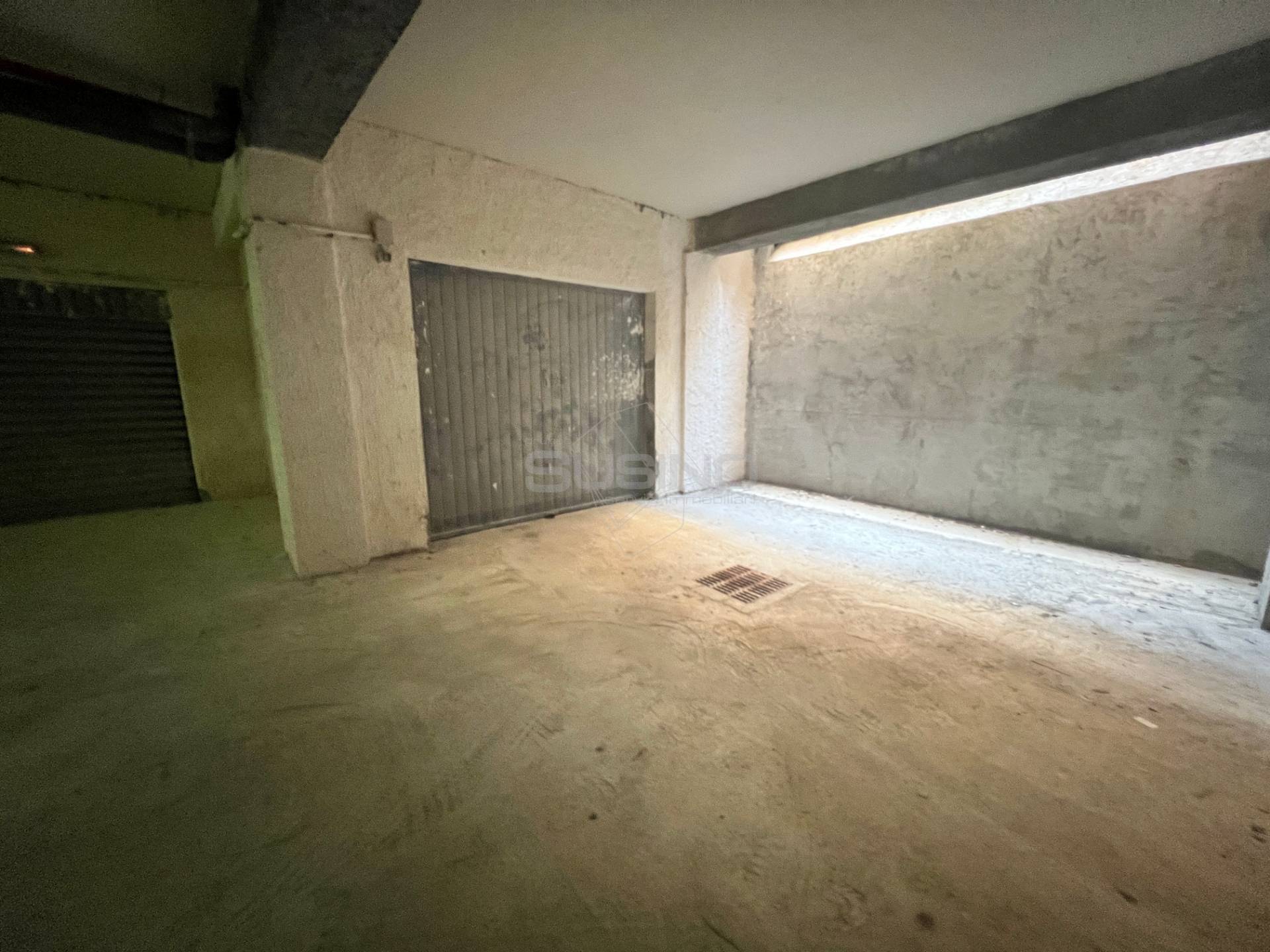 Box o garage in vendita a Siracusa, Piazza Adda