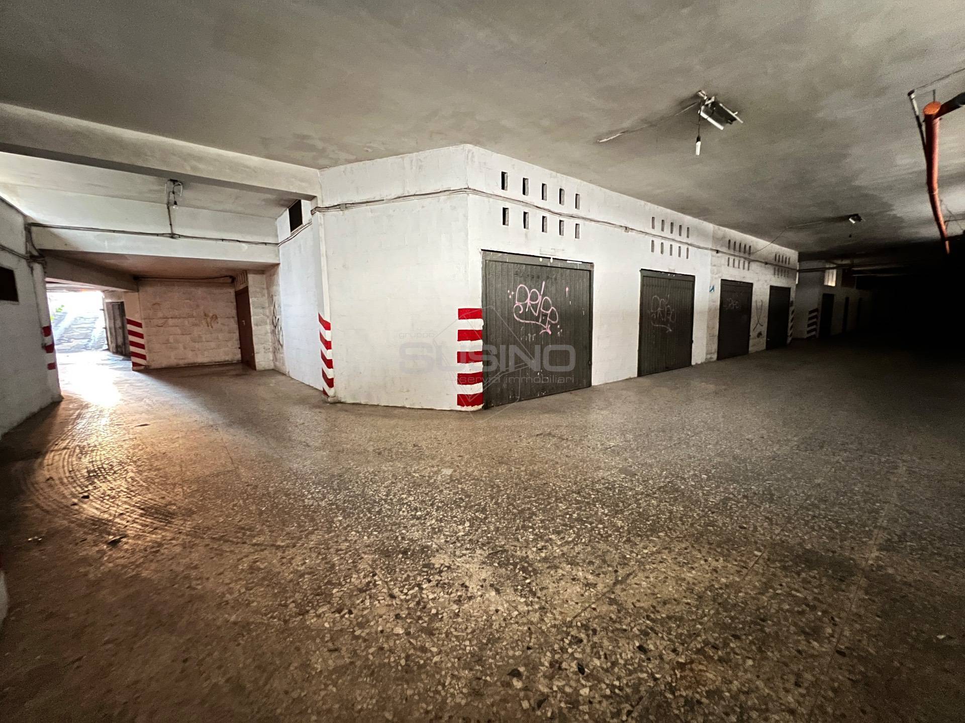 Box o garage in vendita a Siracusa