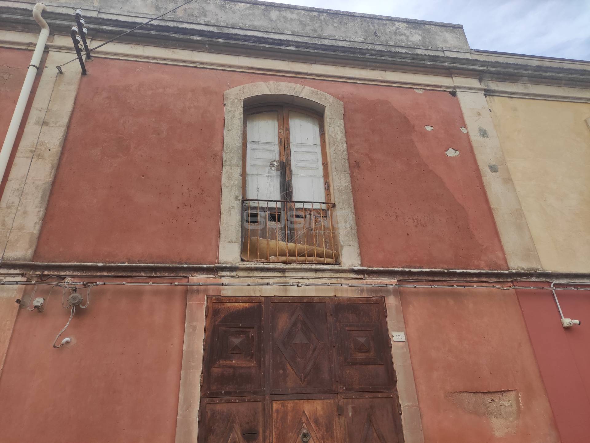 Indipendente in vendita a Floridia, Centro